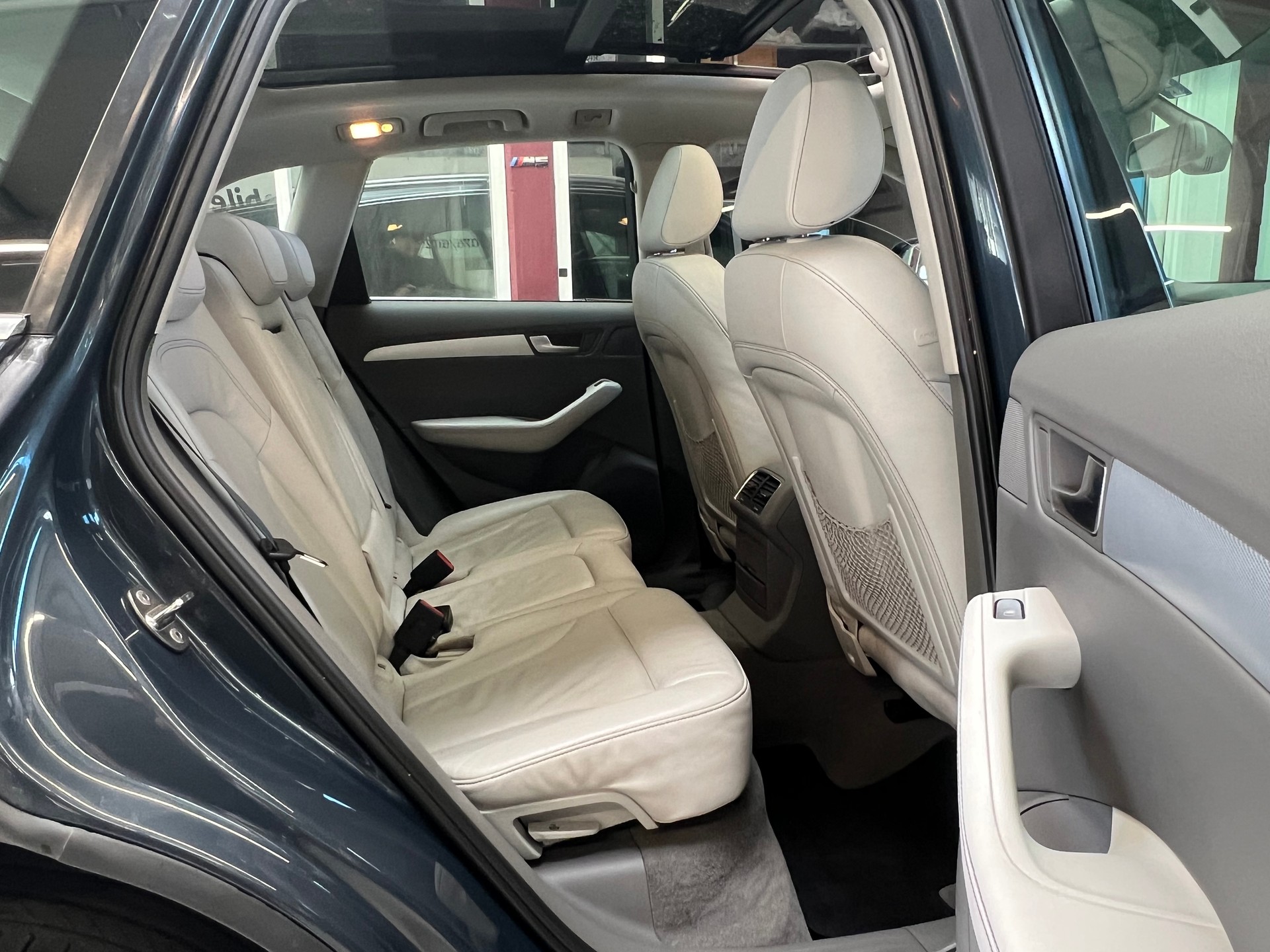 AUDI Q5 2.0TFSI QUATTRO S-TRONIC-image-14