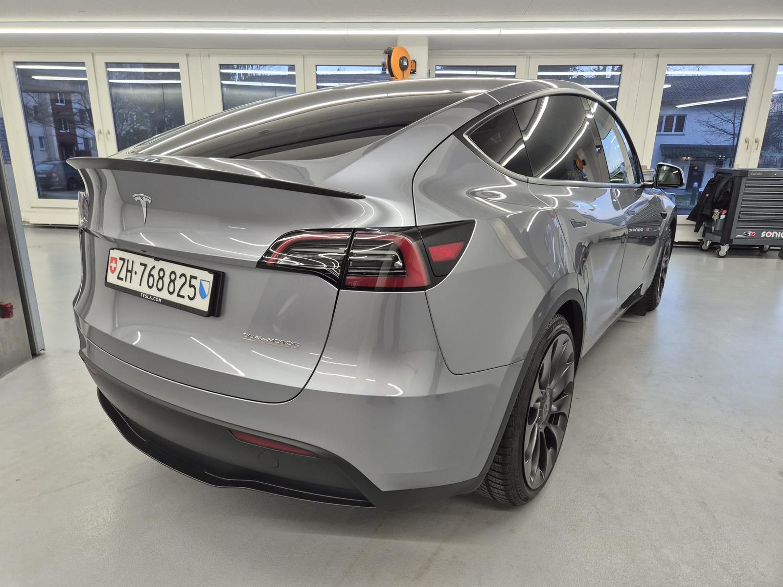 TESLA Model Y Performance mit Full Self-Driving!-image-1