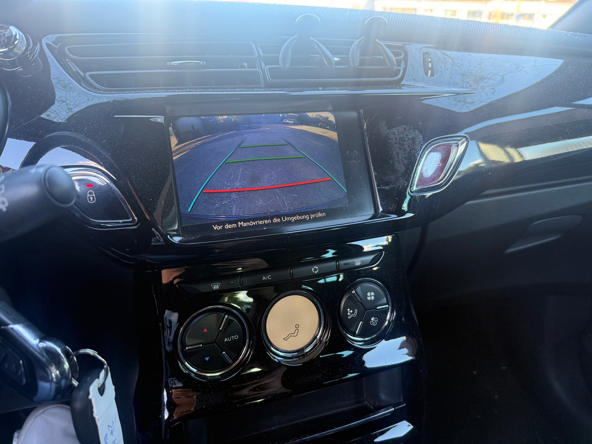 DS AUTOMOBILES DS 3 1.2 PureTech Sport Chic-image-9