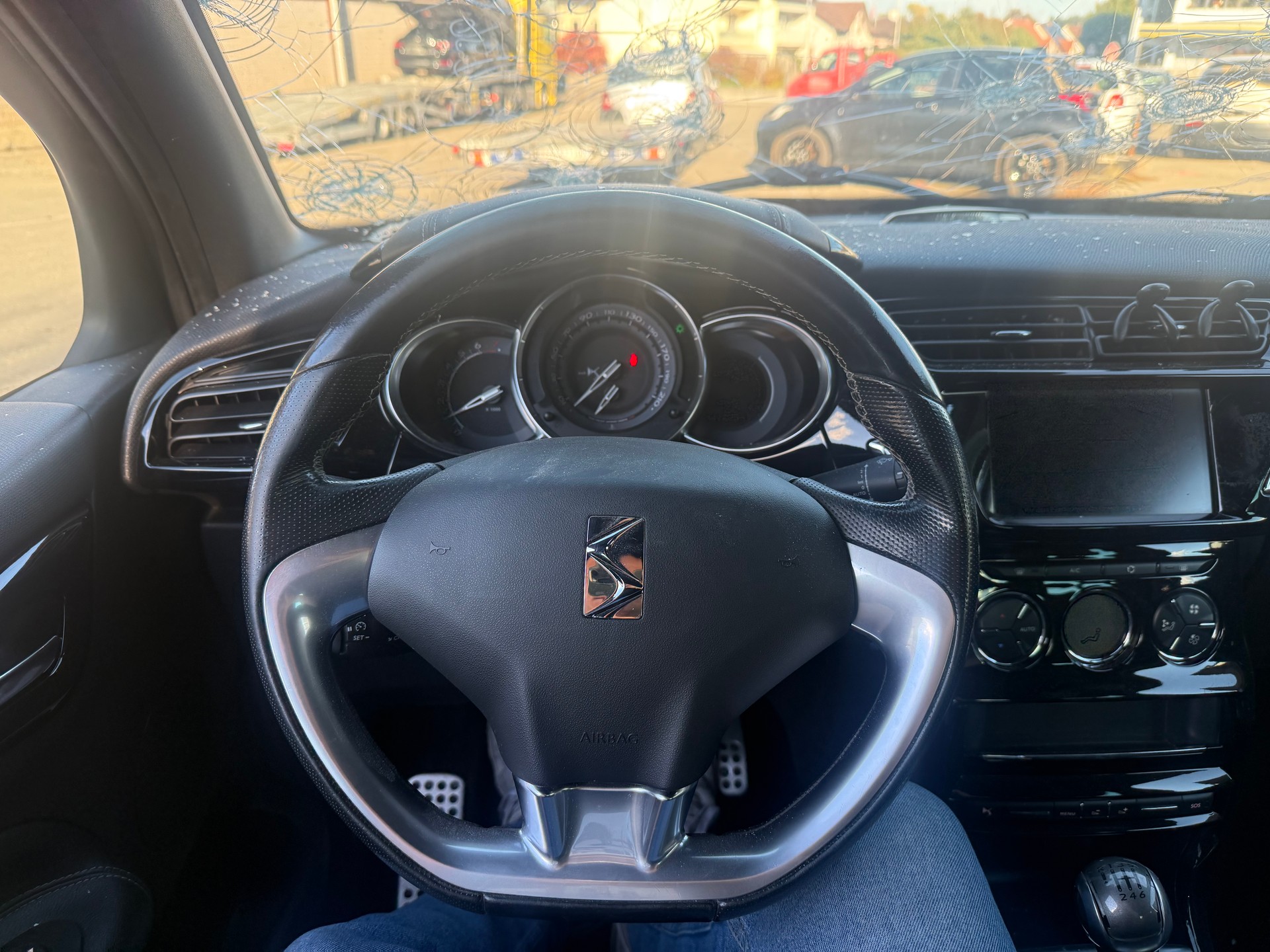 DS AUTOMOBILES DS 3 1.2 PureTech Sport Chic-image-6