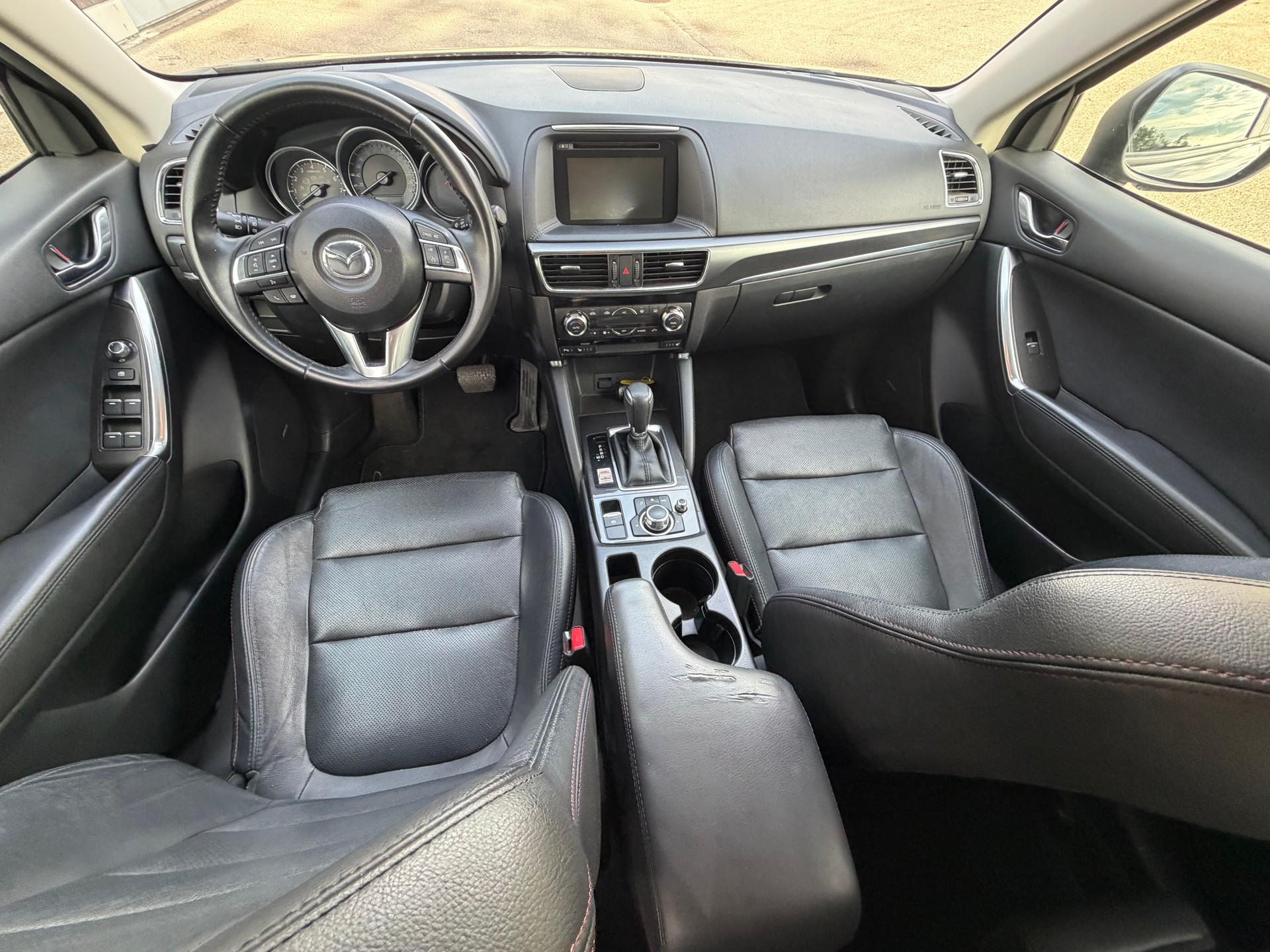 MAZDA CX-5 2.5 Revolution AWD Skyactive-G Automatic-image-4