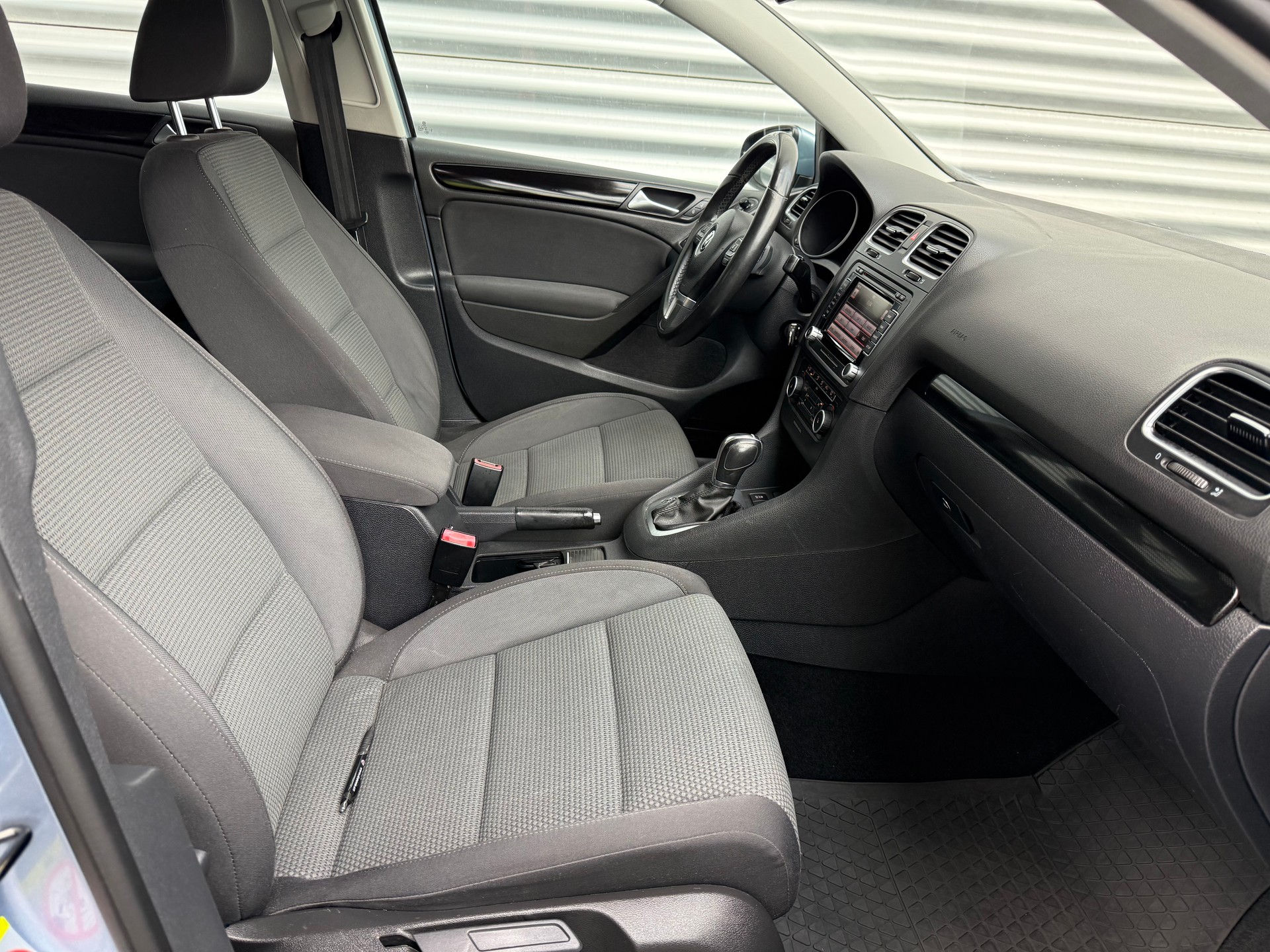 VW Golf 1.4 TSI Team DSG-image-8
