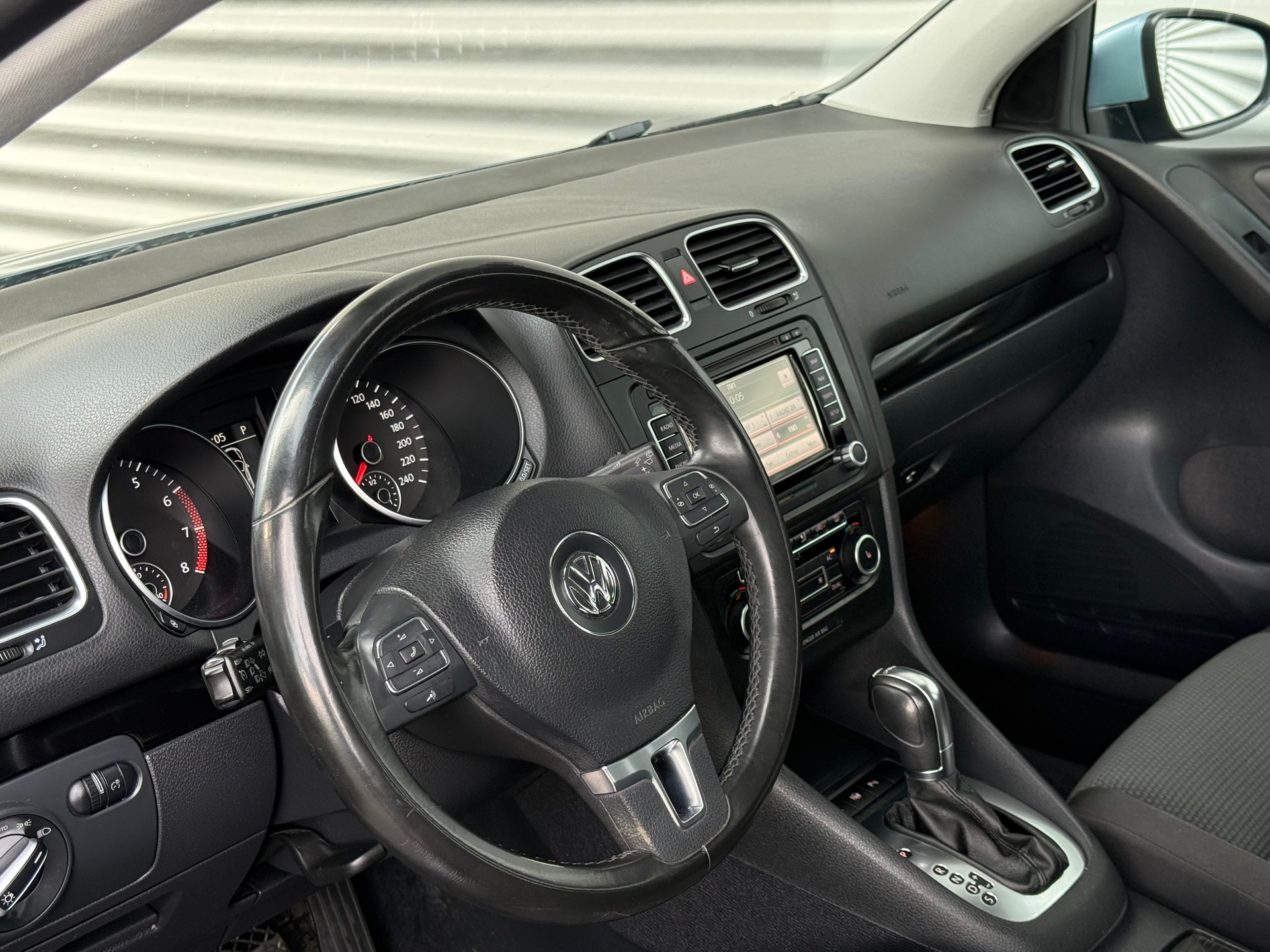 VW Golf 1.4 TSI Team DSG-image-6