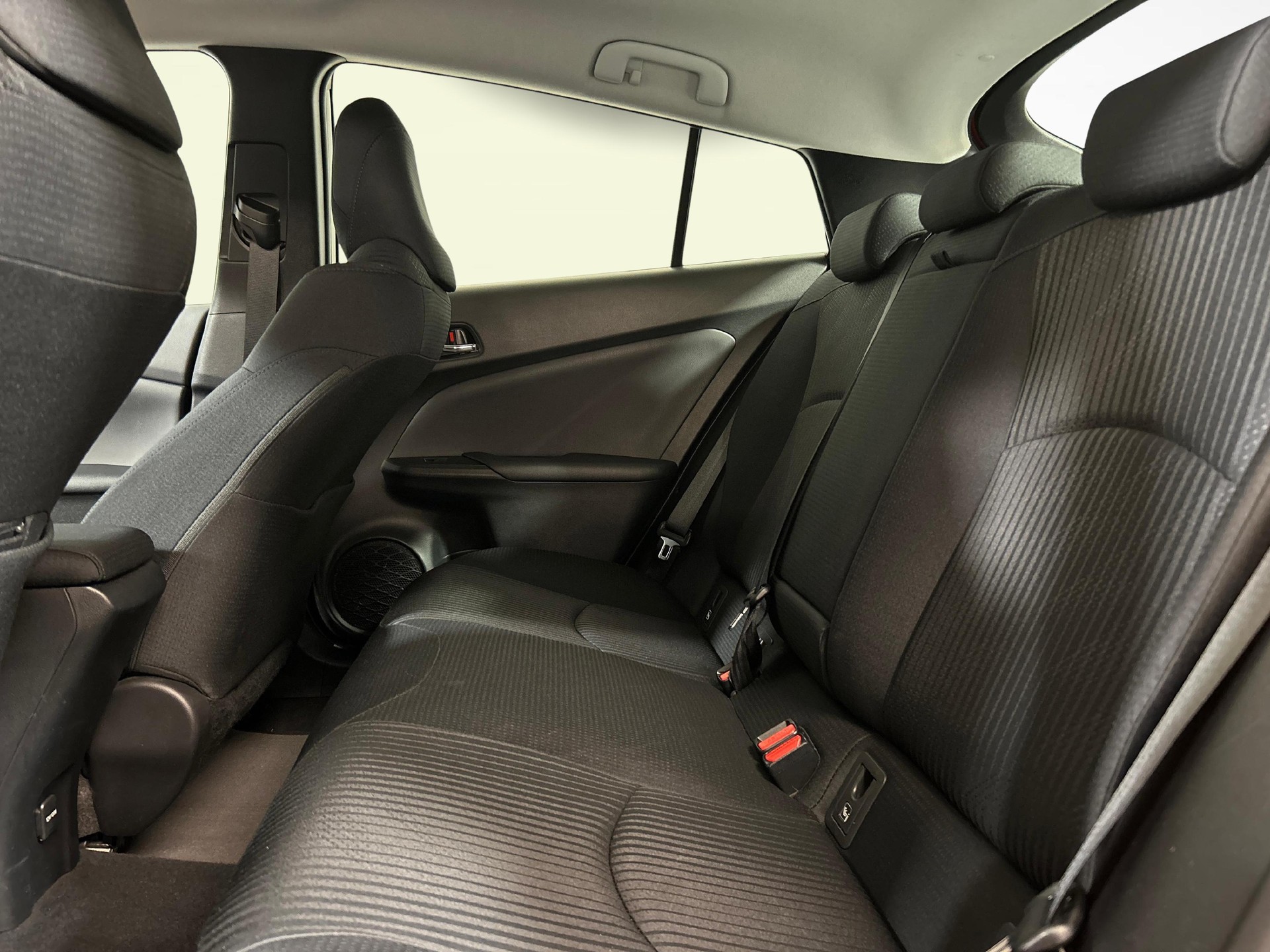 TOYOTA Prius 1.8 VVTi HSD Premium-image-3