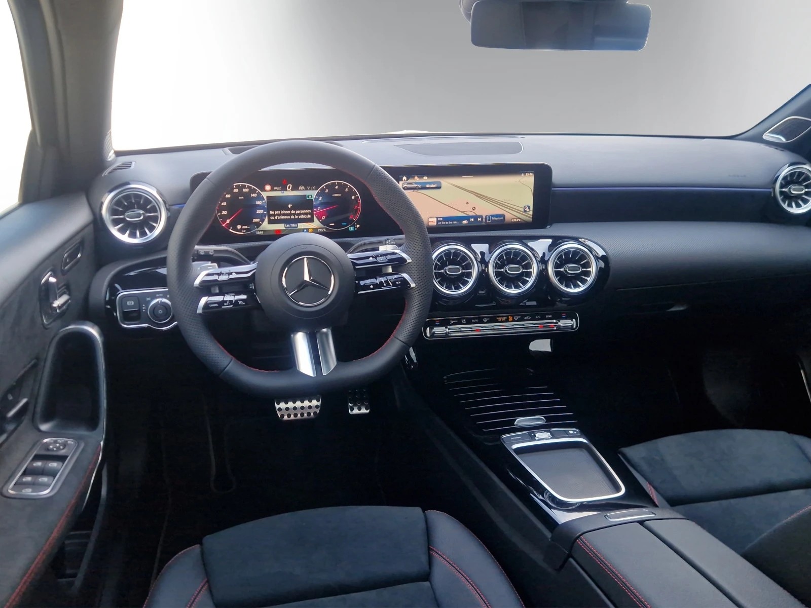 MERCEDES-BENZ A 220 4Matic 8G-DCT-image-8