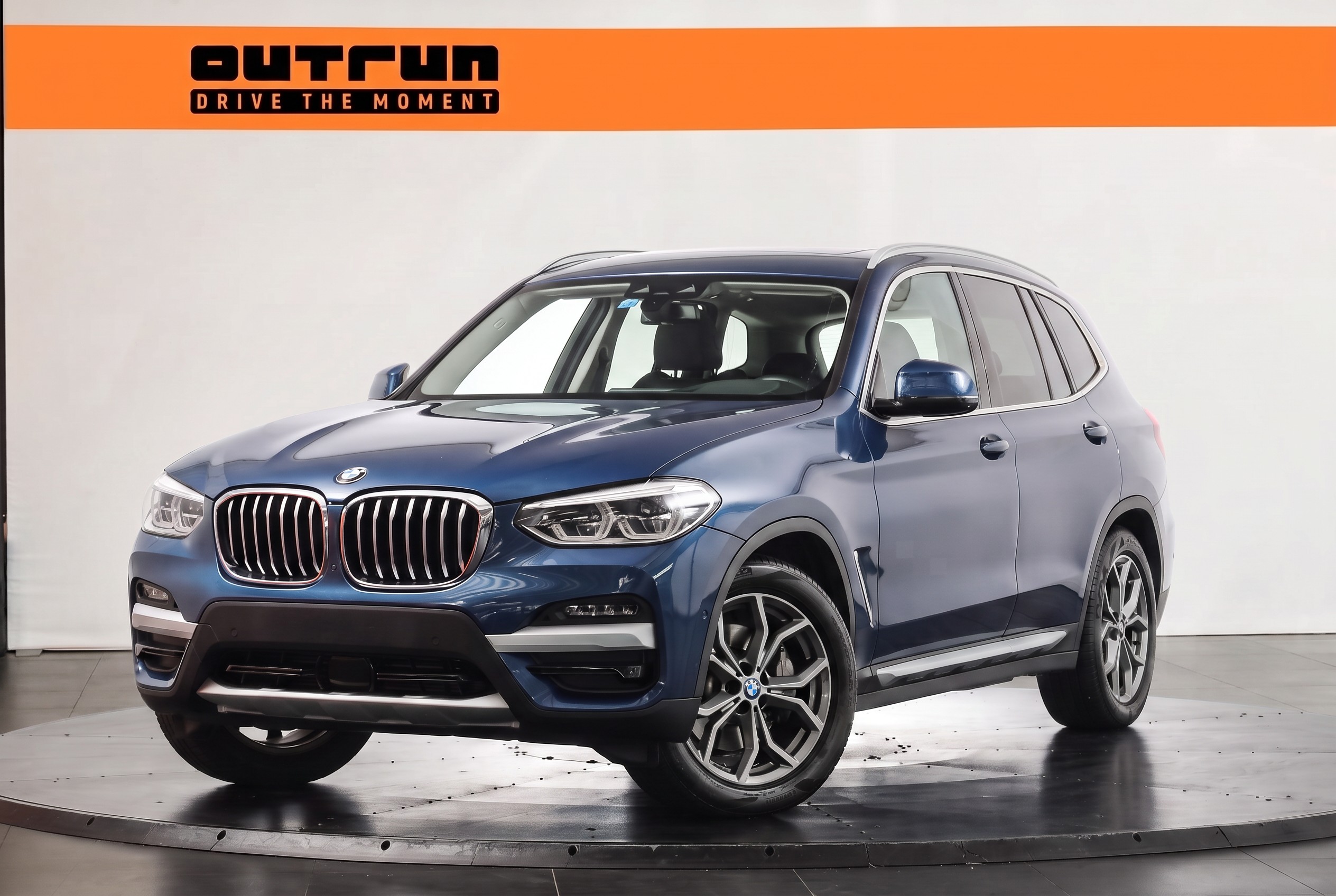 BMW X3 30i