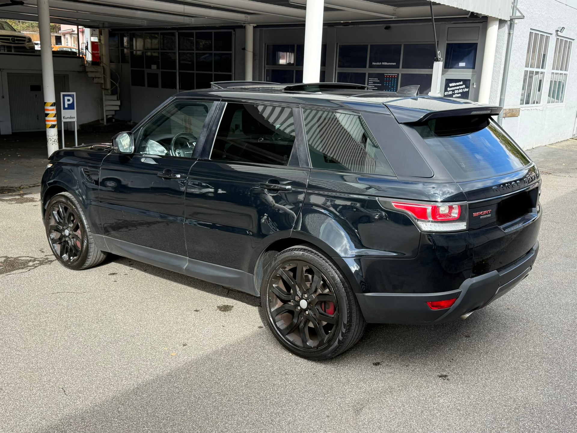 LAND ROVER Range Rover Sport 3.0 SDV6 Autobiography Automatic-image-7