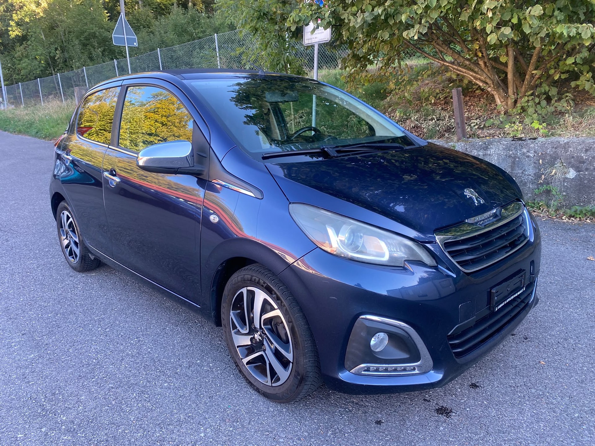 PEUGEOT 108 1.2 VTi Active-image-2