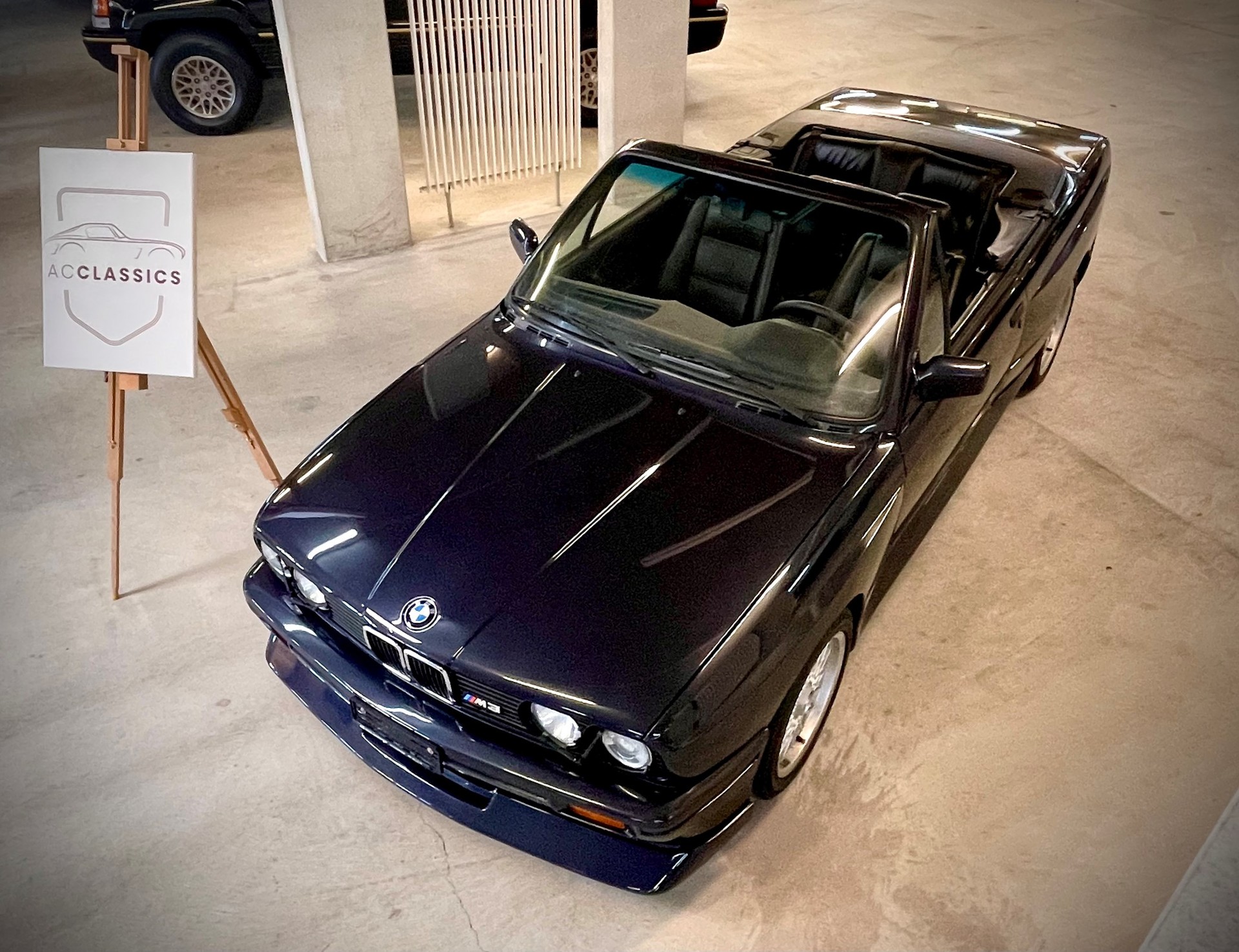 BMW M3-image-1