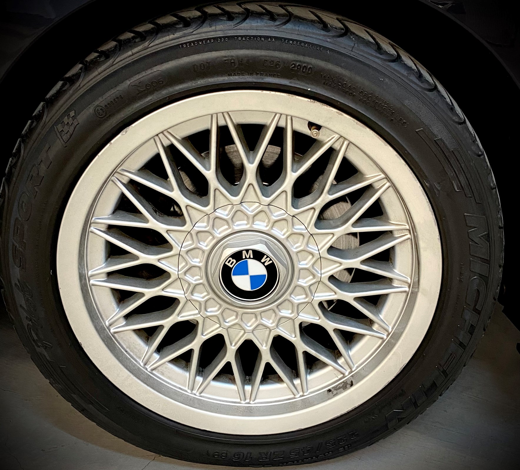 BMW M3-image-9