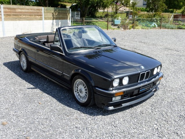 BMW 325i A Cabrio-image-0