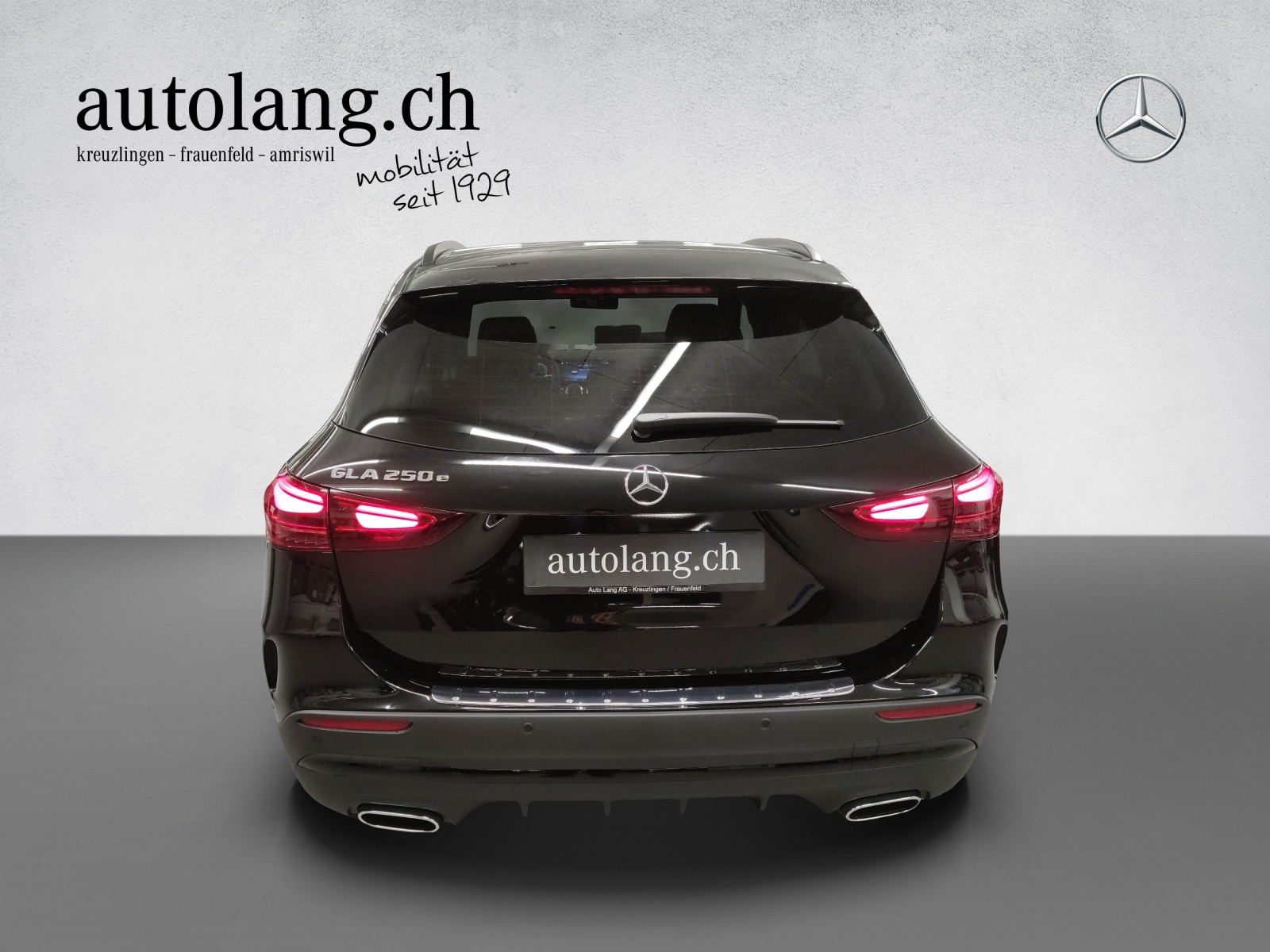MERCEDES-BENZ GLA 250 e AMG Line-image-15