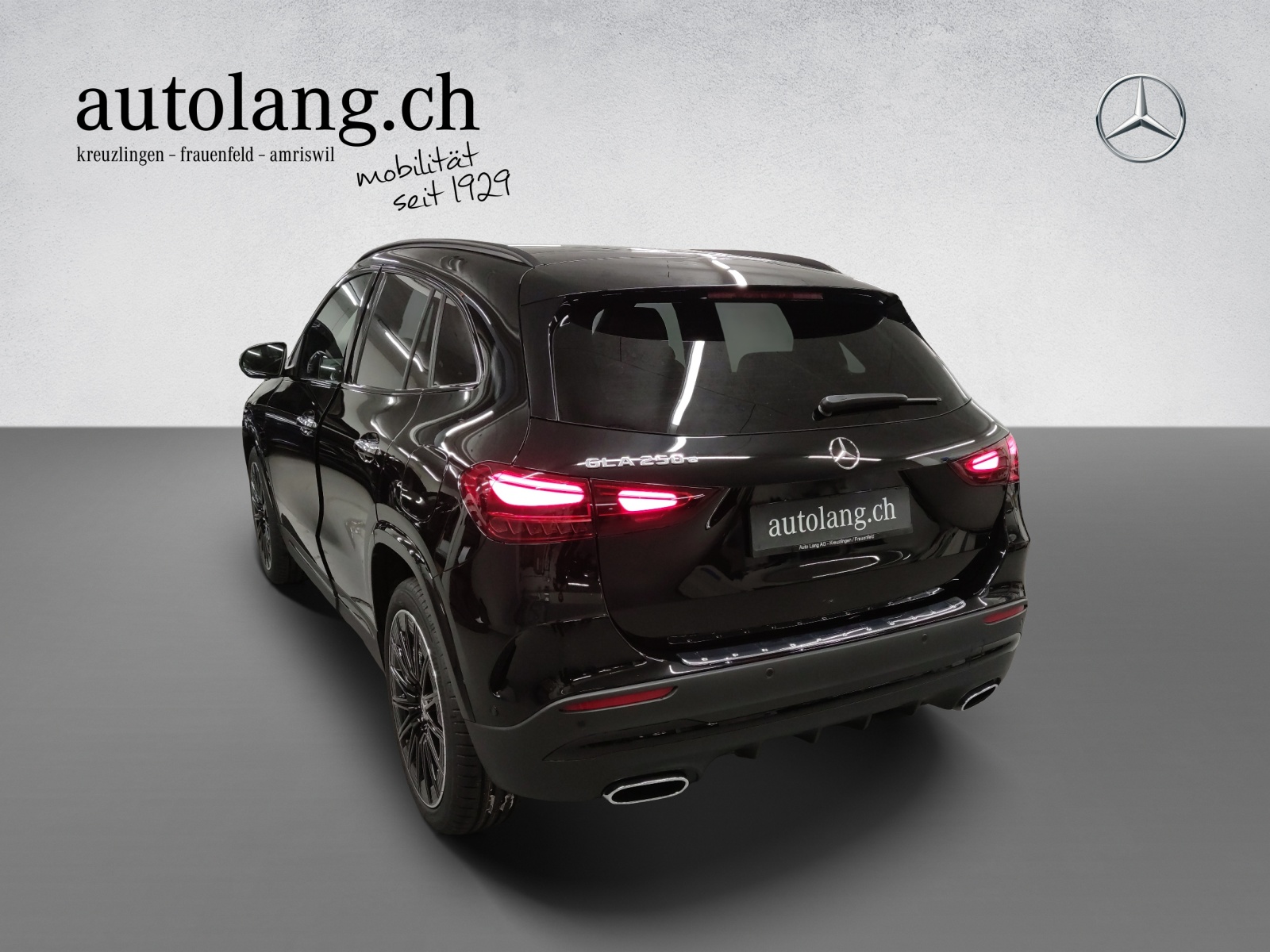 MERCEDES-BENZ GLA 250 e AMG Line-image-2