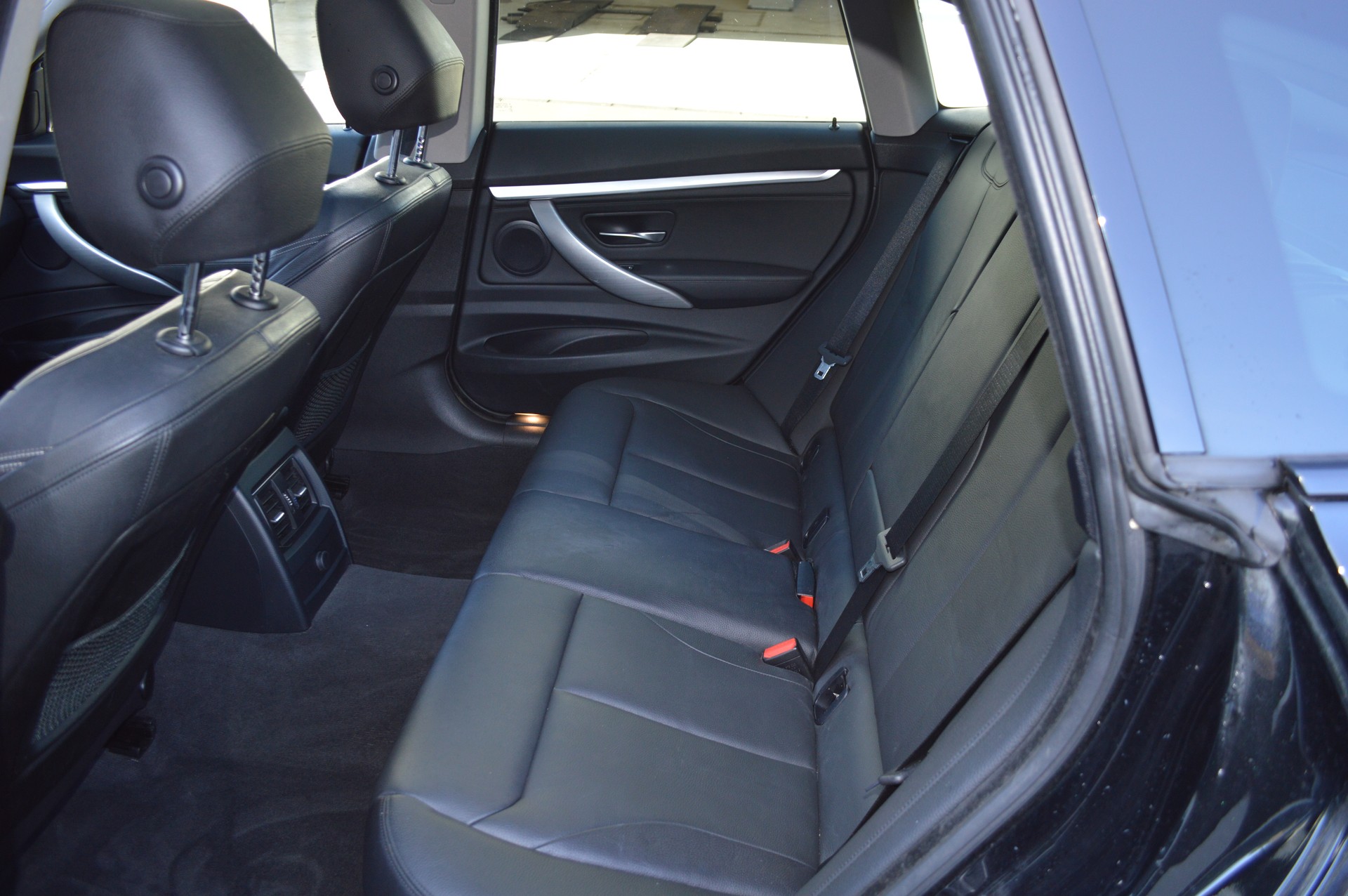 BMW 335i GT xDrive Sport Line Steptronic-image-6