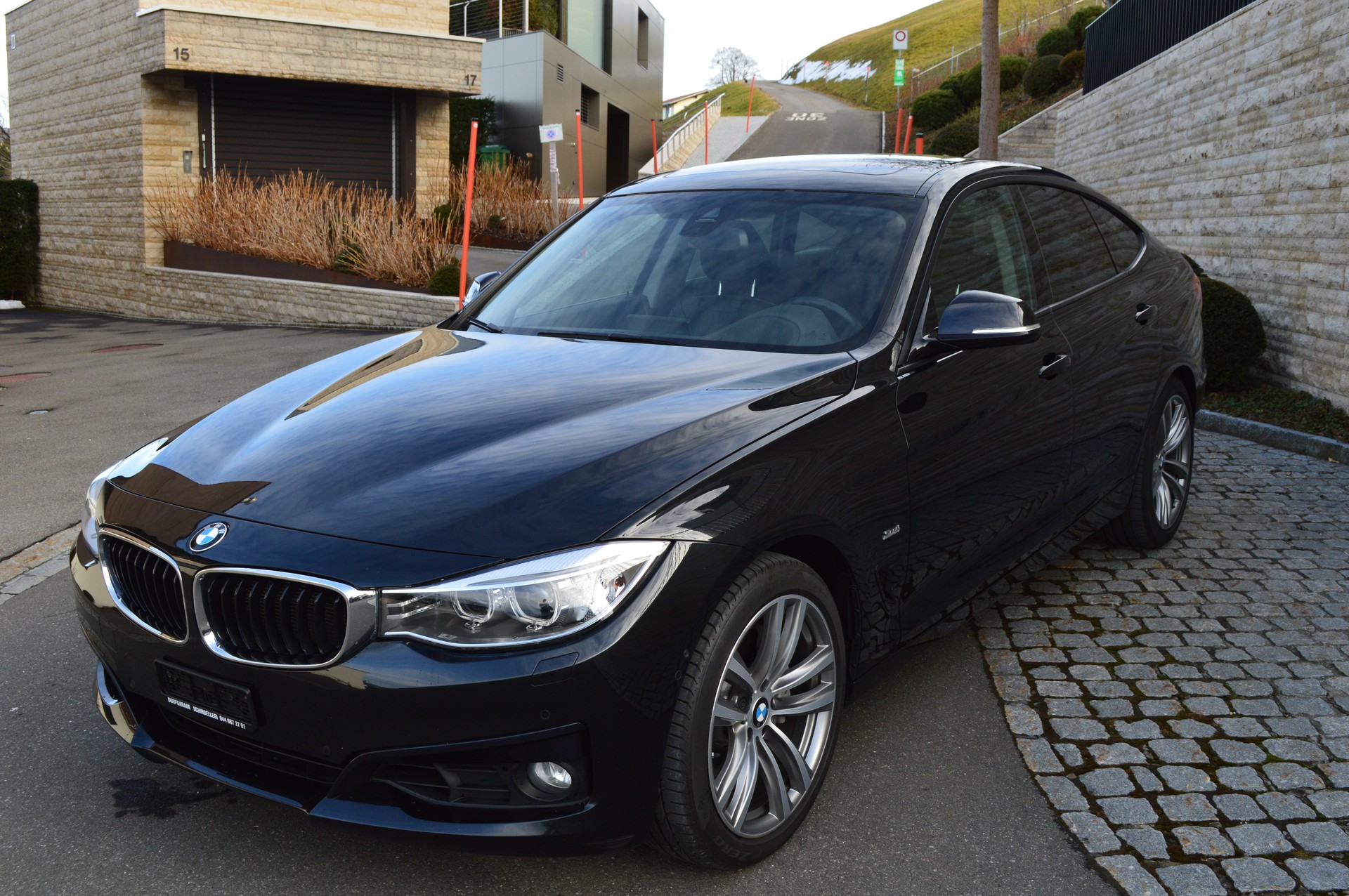 BMW 335i GT xDrive Sport Line Steptronic-image-1