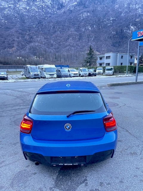 BMW 116i Sport Line Steptronic-image-4