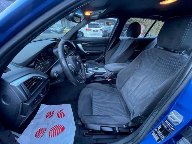 BMW 116i Sport Line Steptronic-image-11