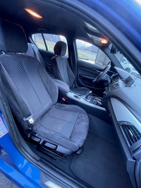 BMW 116i Sport Line Steptronic-image-12