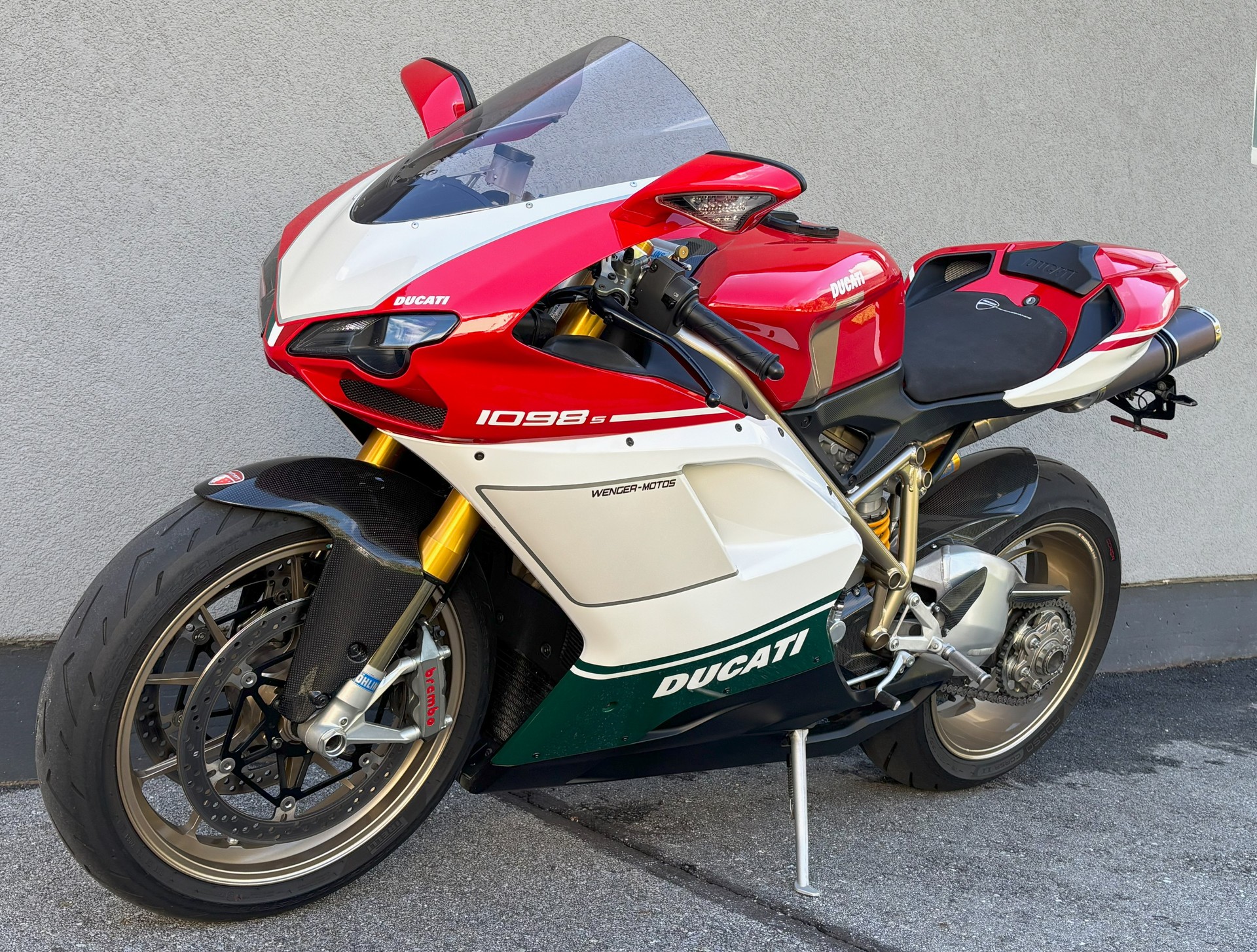 DUCATI 1098 S-showroom-element-2