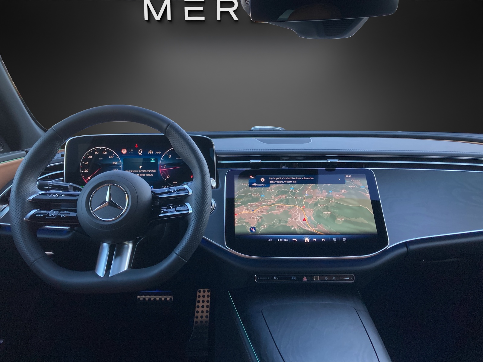 MERCEDES-BENZ E 220 d 4Matic 9G-Tronic-image-10