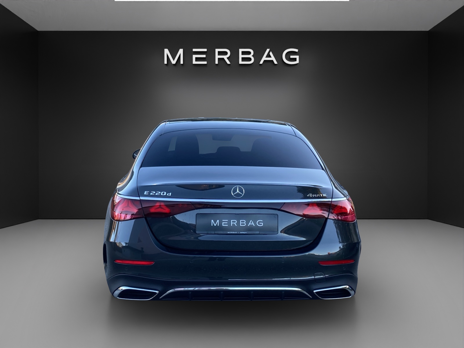 MERCEDES-BENZ E 220 d 4Matic 9G-Tronic-image-3