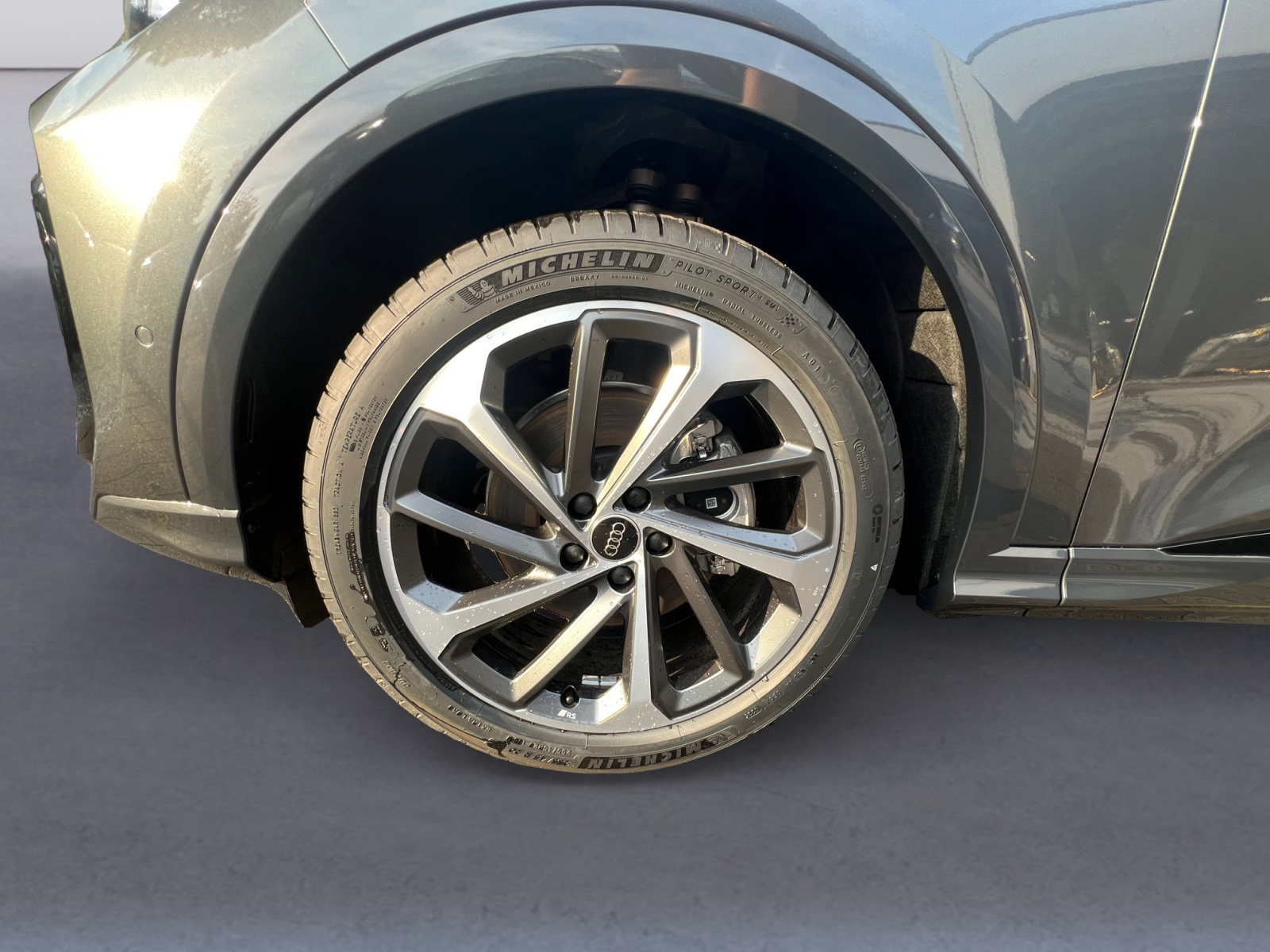 AUDI Q5 Sportback TFSI quattro 150 kW S-tronic-image-13