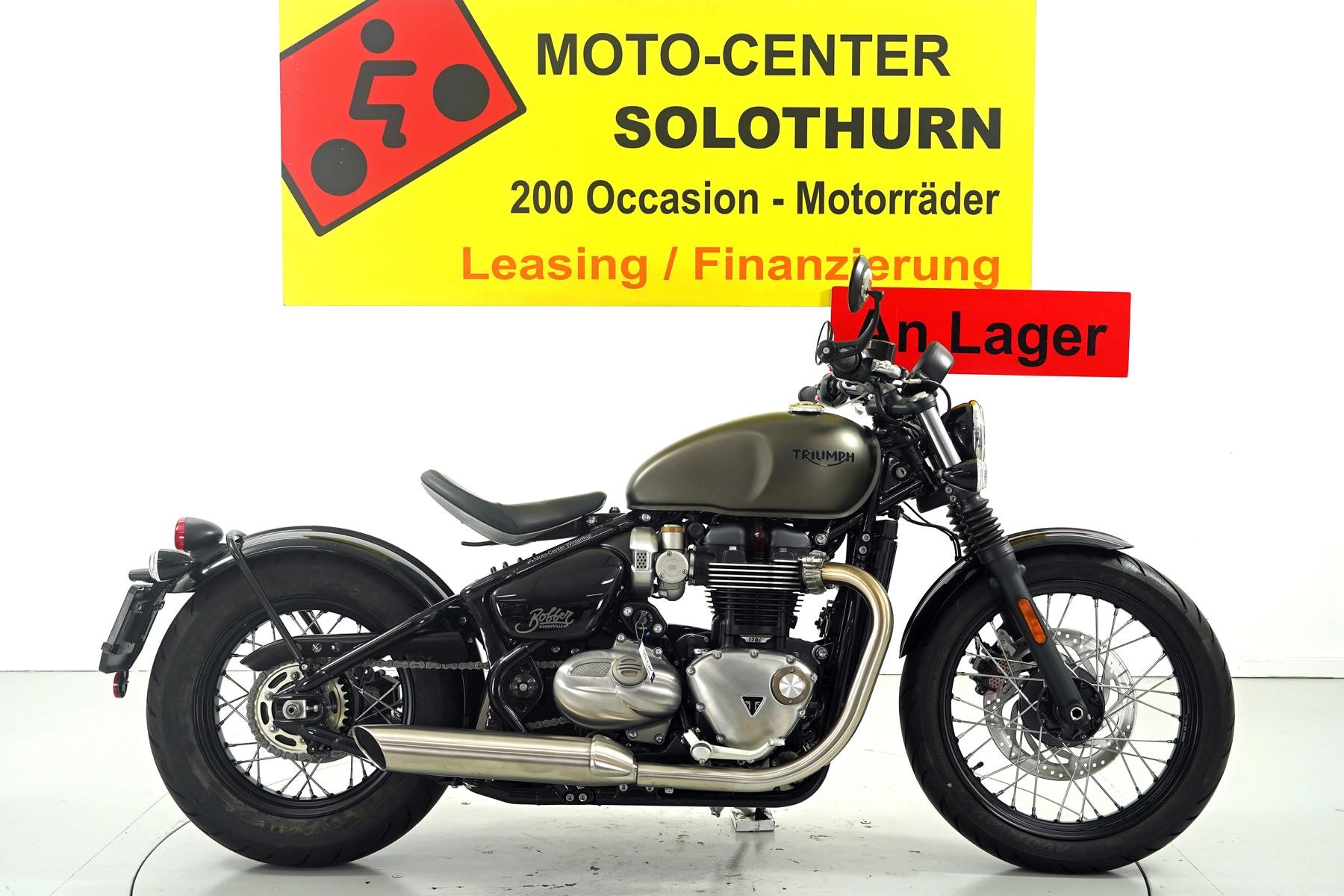 TRIUMPH Bonneville 1200 Bobber ABS