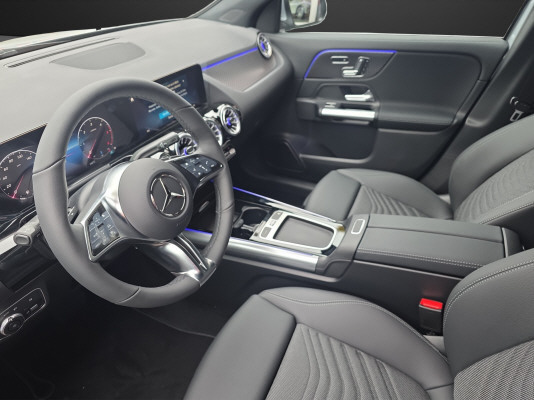 MERCEDES-BENZ GLA 220d 4M Swiss Star-image-6