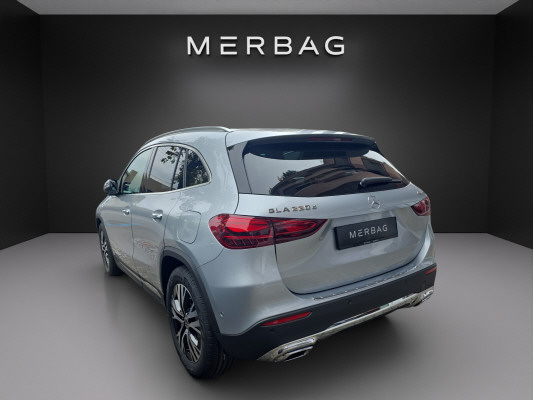 MERCEDES-BENZ GLA 220d 4M Swiss Star-image-3