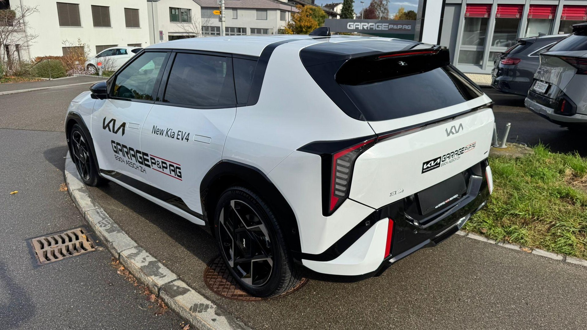 KIA EV4 81 kWh GT-Line-image-5