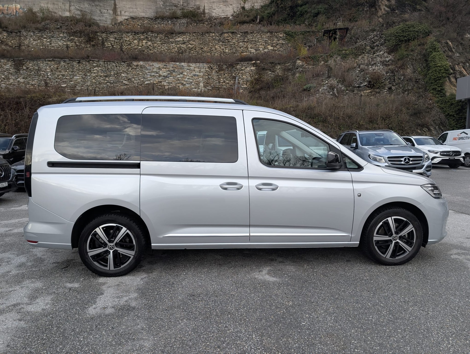 VW Caddy Maxi 2.0 TDI Style DSG-image-3