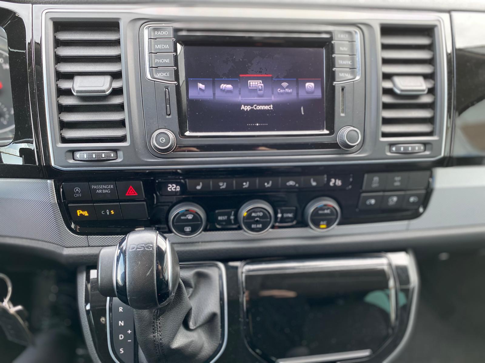 VW T6 Multivan 2.0 Bi-TDI Highline 4Motion-image-12