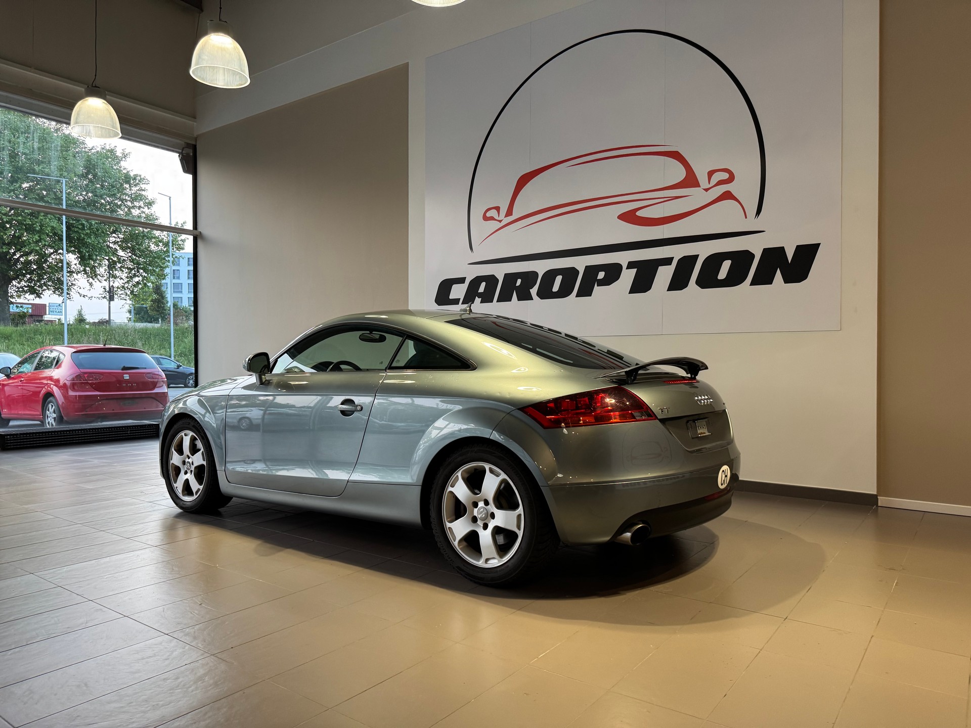 AUDI TT Coupé 3.2 quattro-image-11