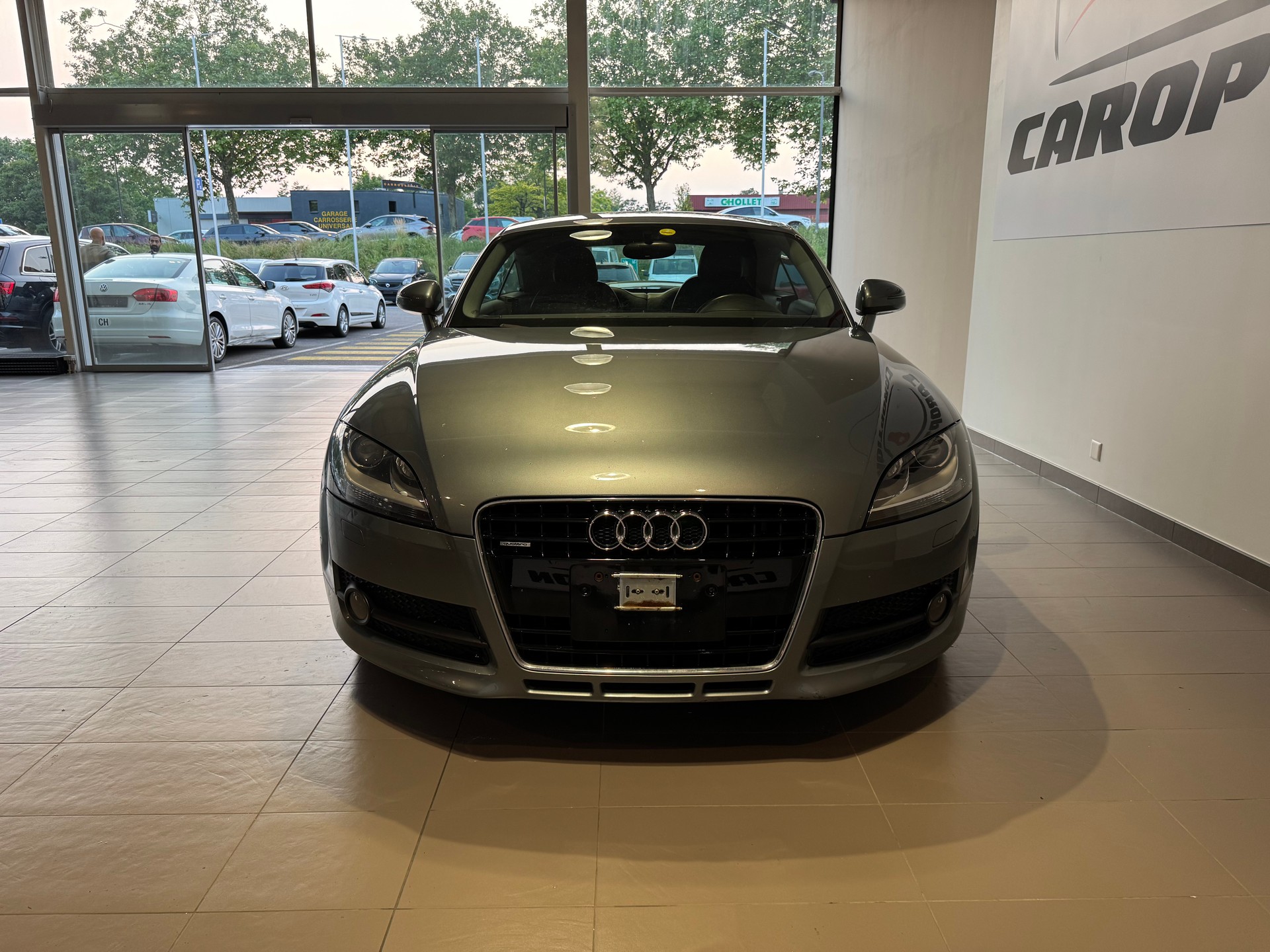AUDI TT Coupé 3.2 quattro-image-7