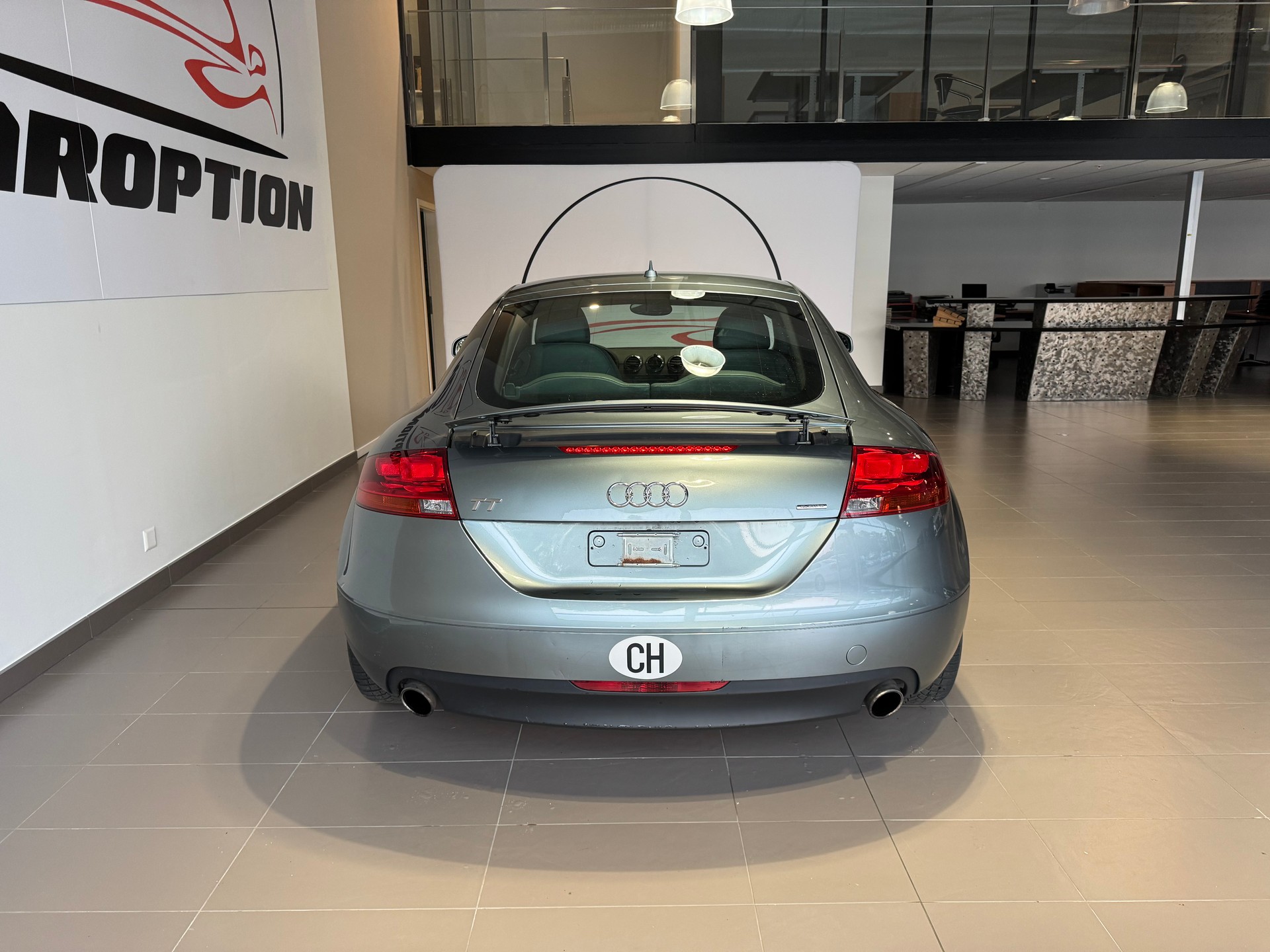 AUDI TT Coupé 3.2 quattro-image-12