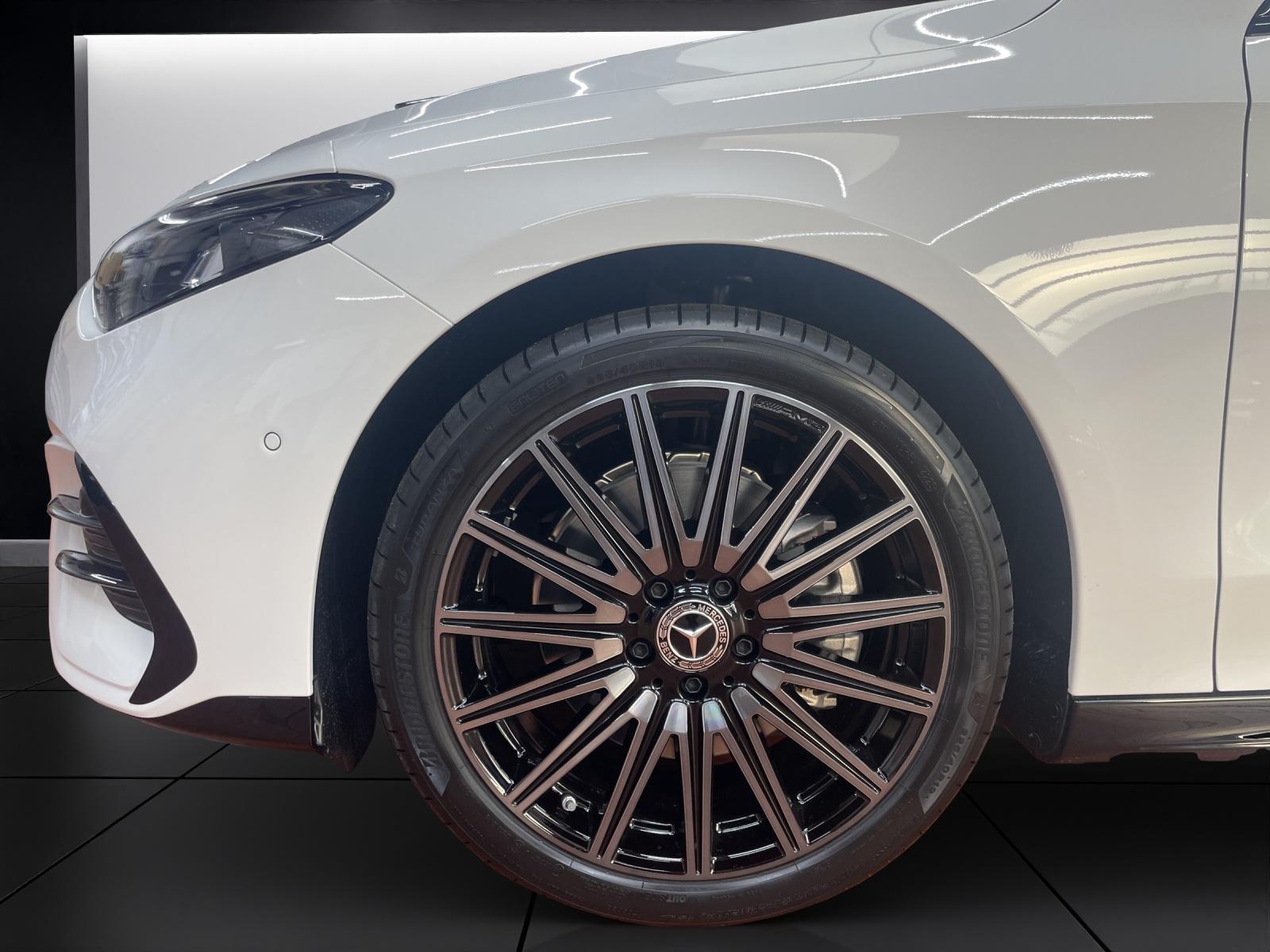 MERCEDES-BENZ CLA 350 4MATIC AMG Line-image-10