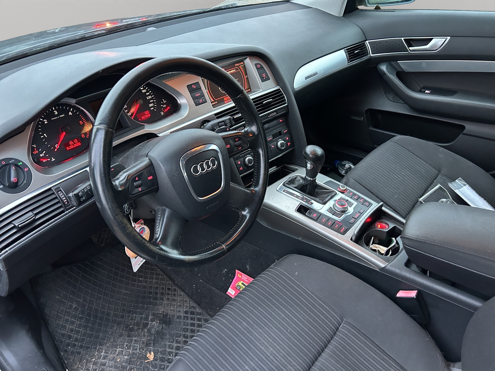 AUDI A6 Avant 3.0 V6 TDI quattro-image-6