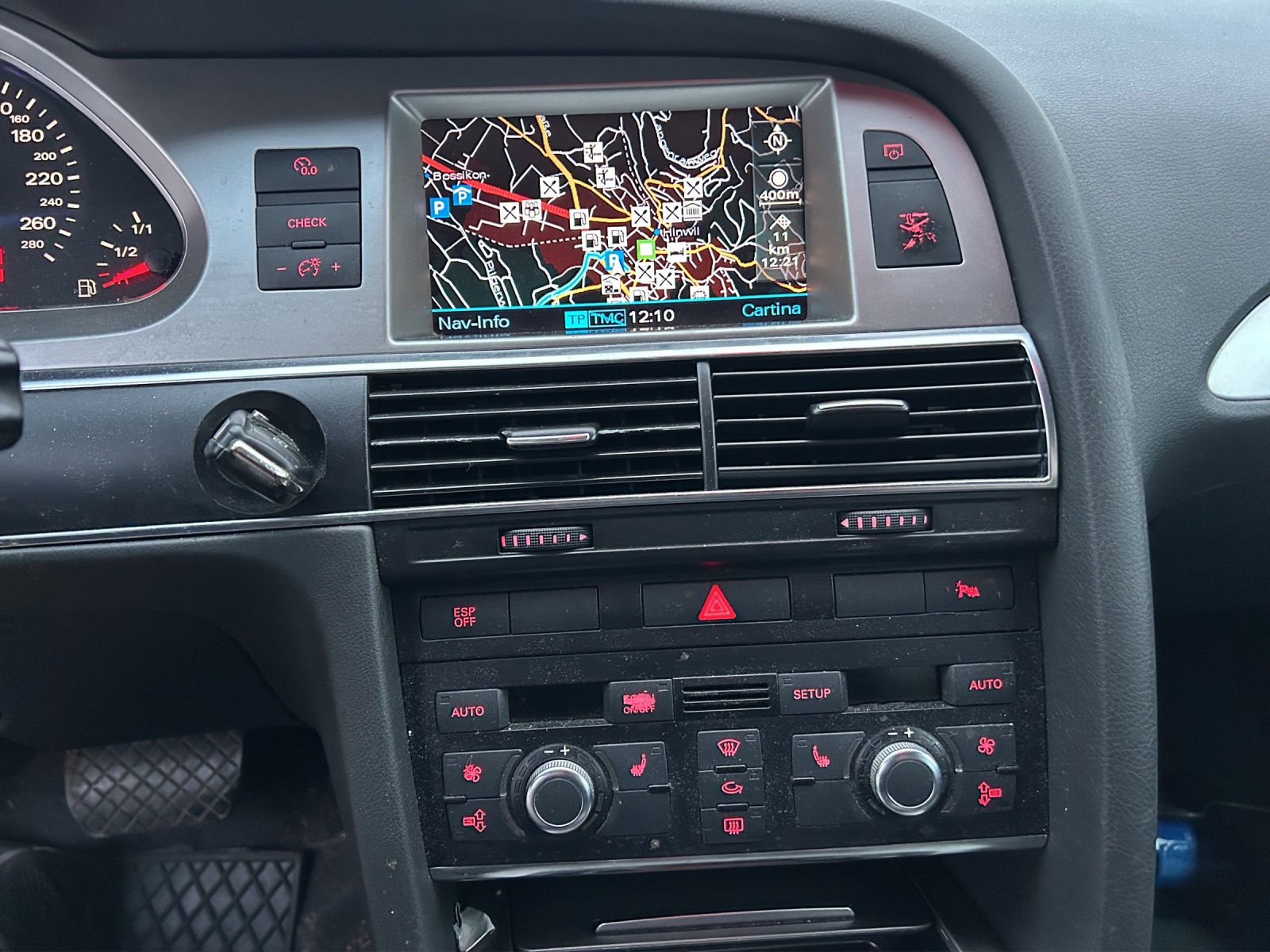 AUDI A6 Avant 3.0 V6 TDI quattro-image-7