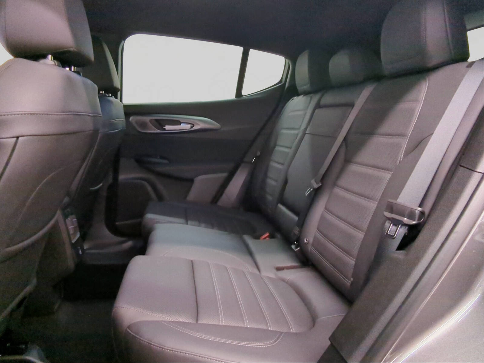 ALFA ROMEO Tonale 1.5 48V Hybrid Veloce-image-8