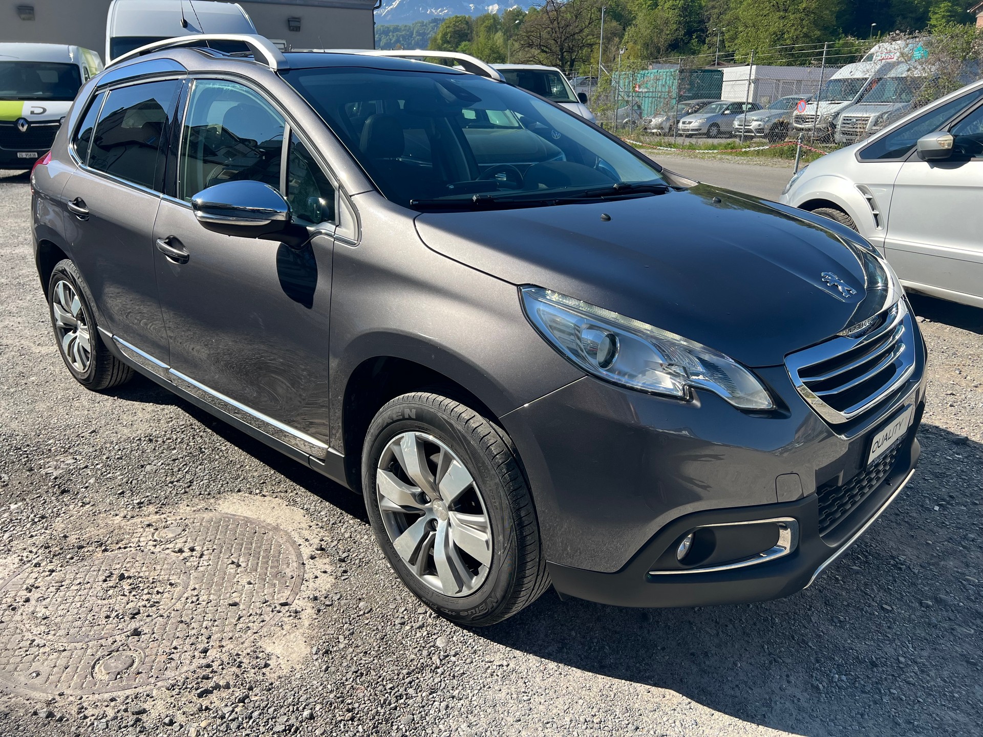 PEUGEOT 2008 1.6 VTI Allure-image-2