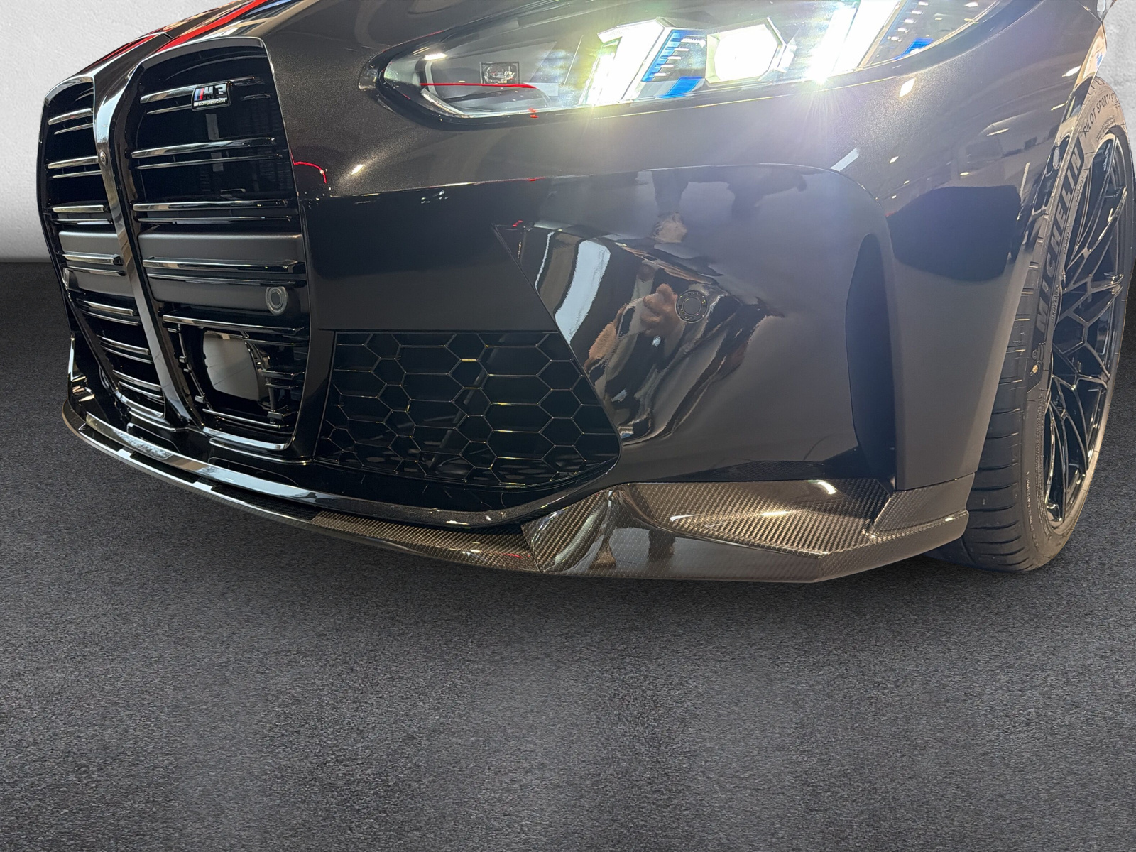 BMW M3 Touring xDrive Competition M-image-21