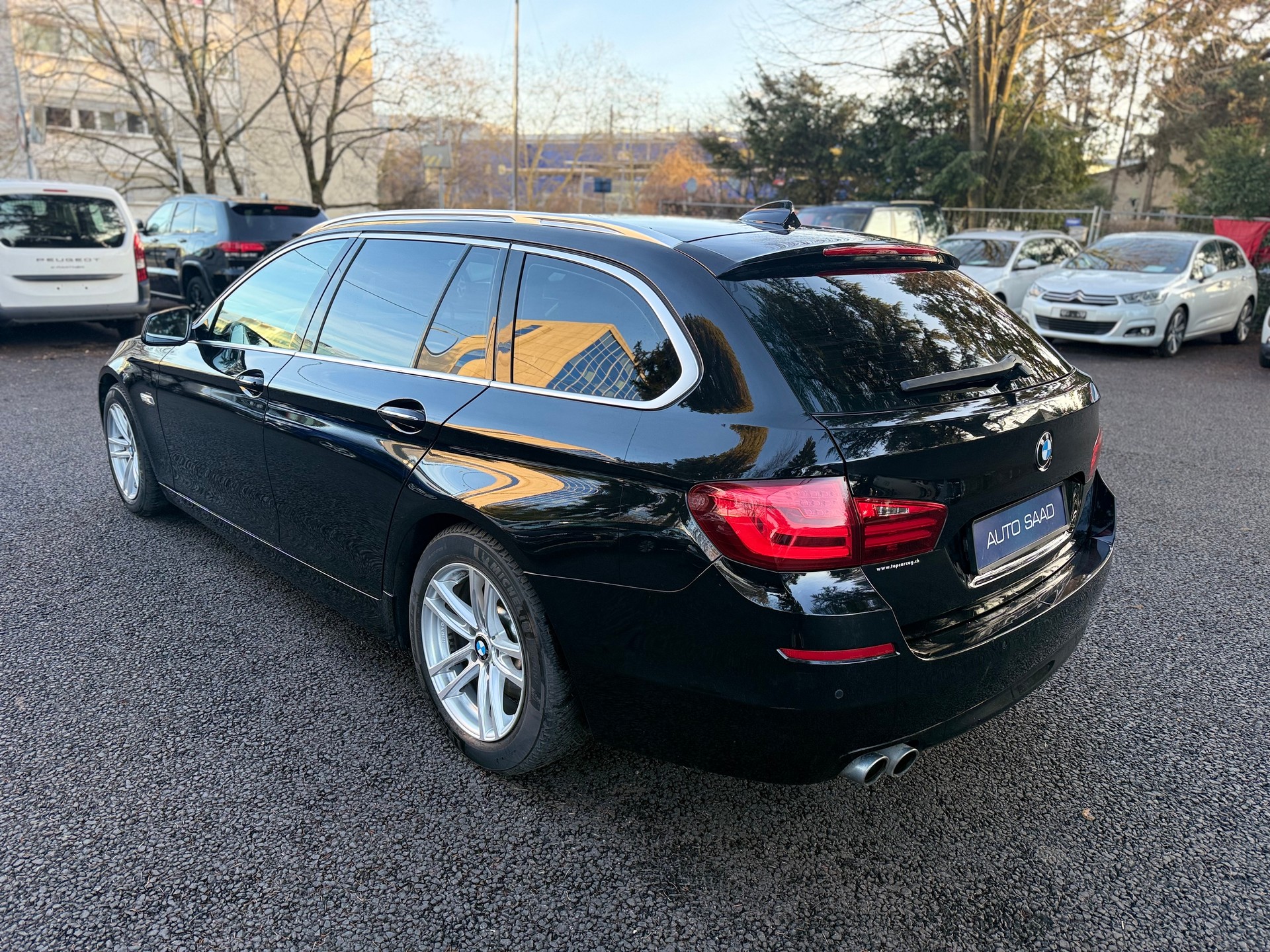BMW 520d Touring Steptronic-image-2