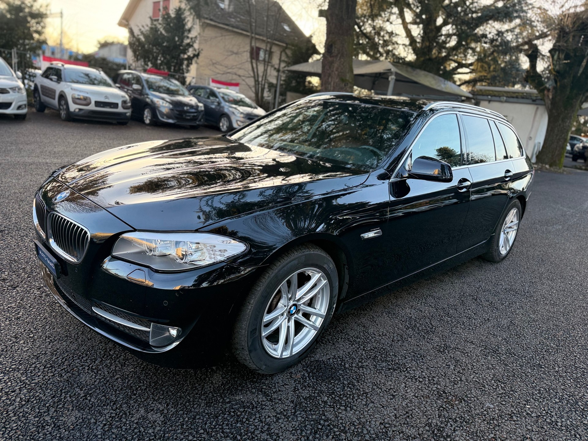 BMW 520d Touring Steptronic-image-1
