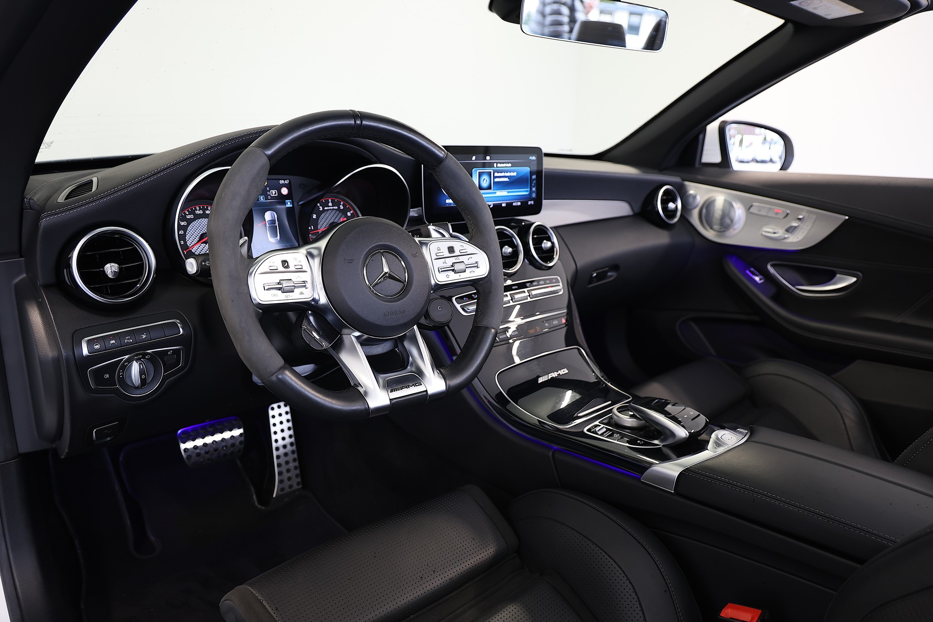 MERCEDES-BENZ C 63 S AMG 9G-tronic-image-10