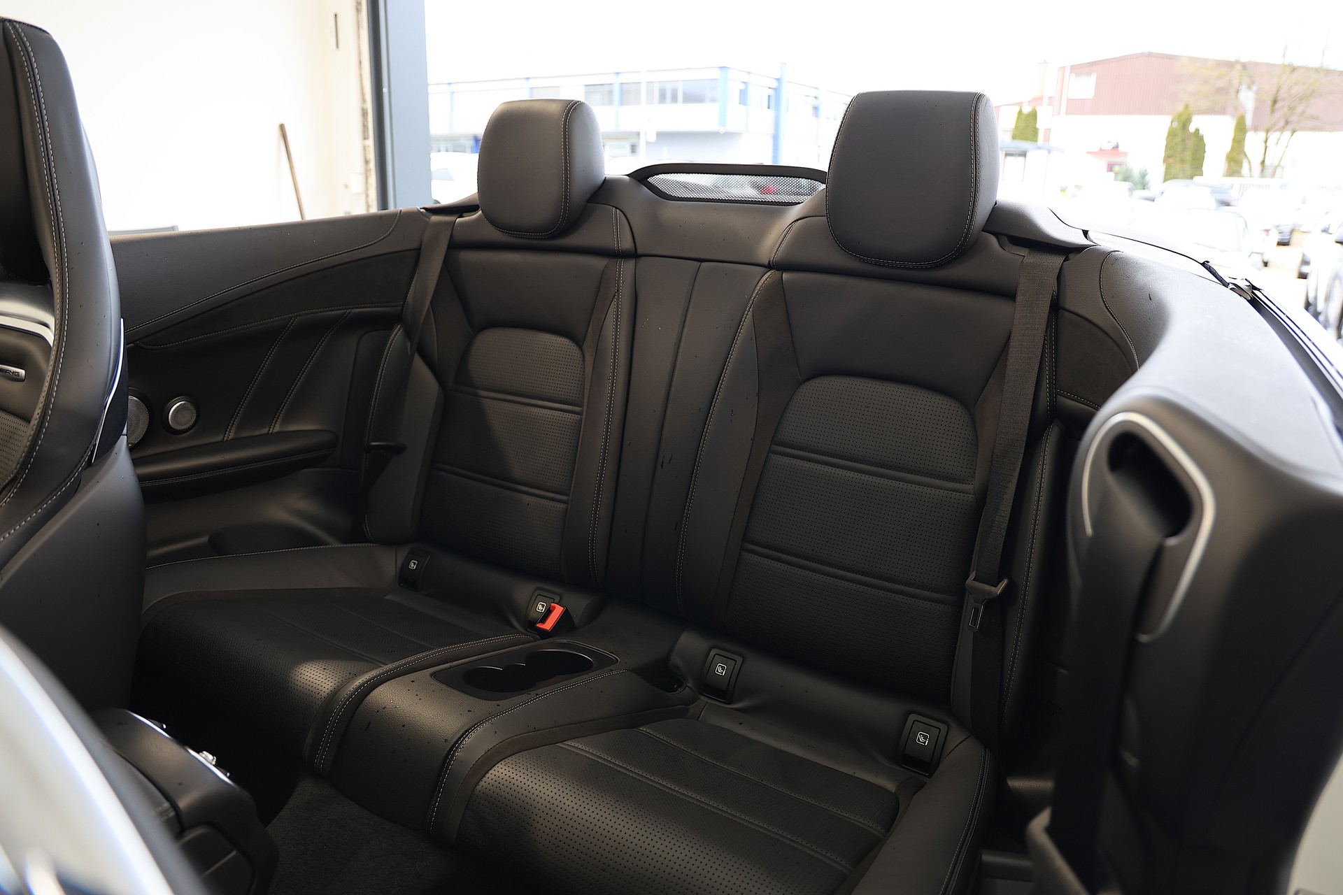 MERCEDES-BENZ C 63 S AMG 9G-tronic-image-16