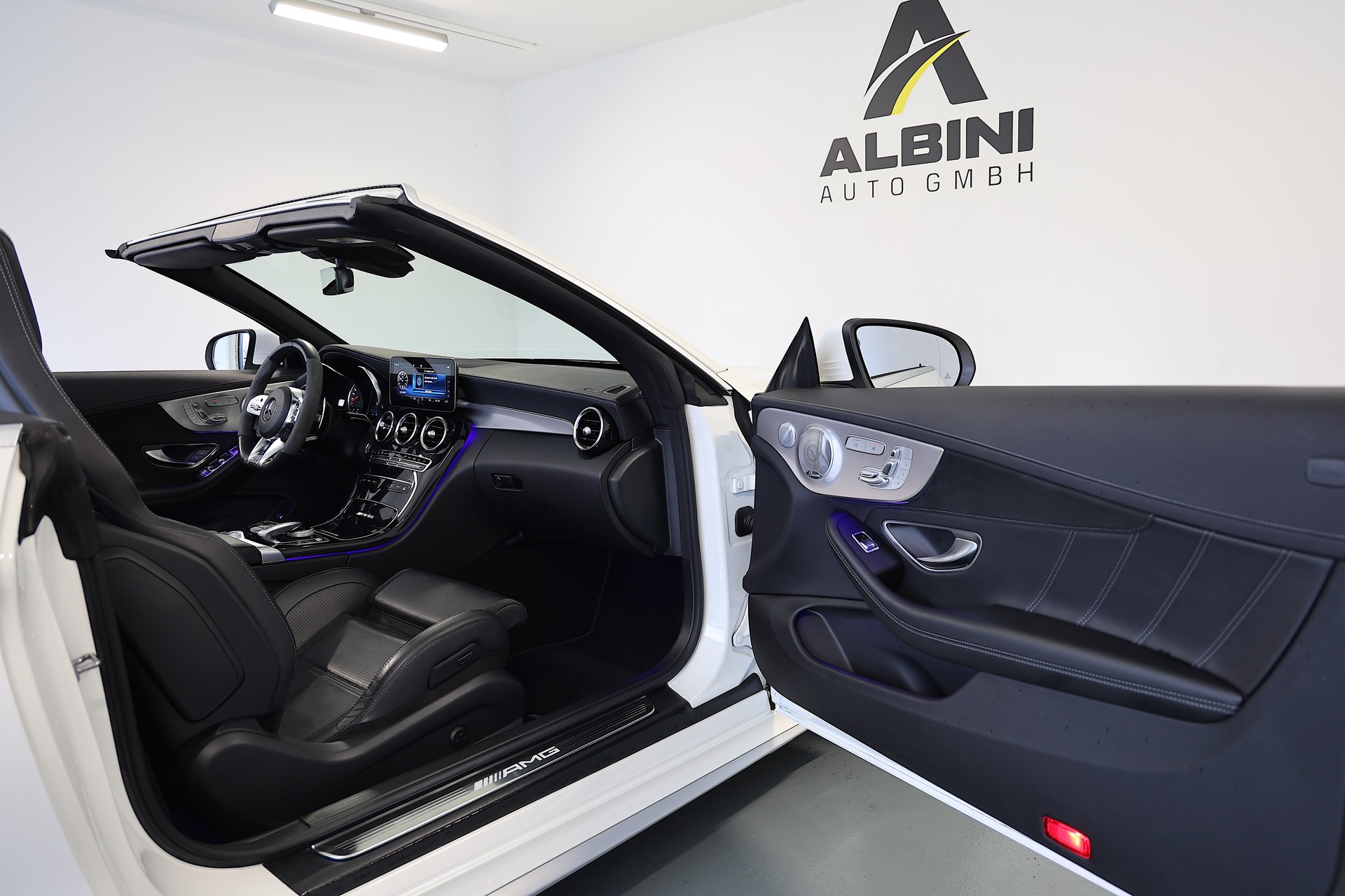 MERCEDES-BENZ C 63 S AMG 9G-tronic-image-13