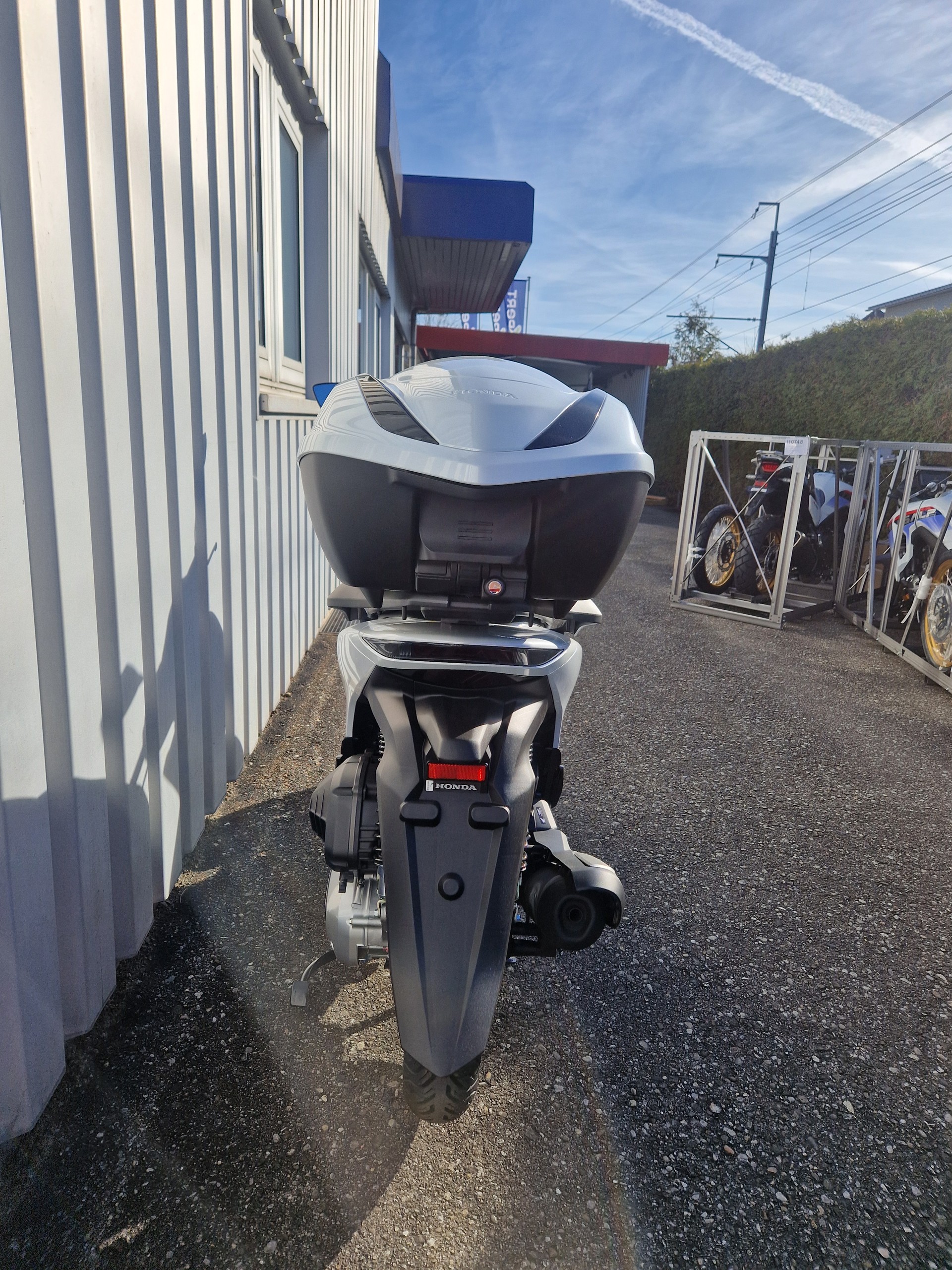 HONDA SH 150 INKL. TOP BOX-image-4