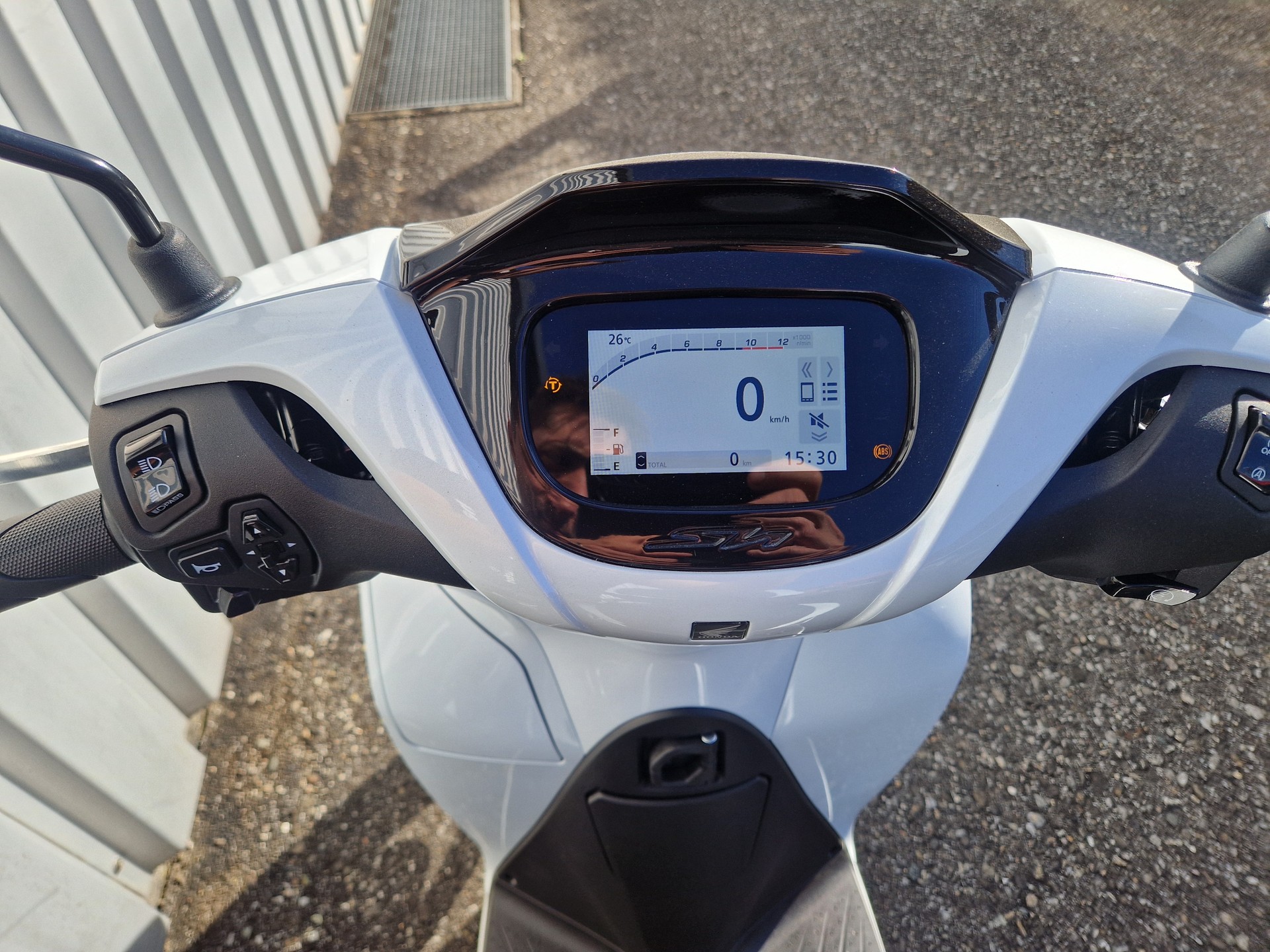 HONDA SH 150 INKL. TOP BOX-image-6