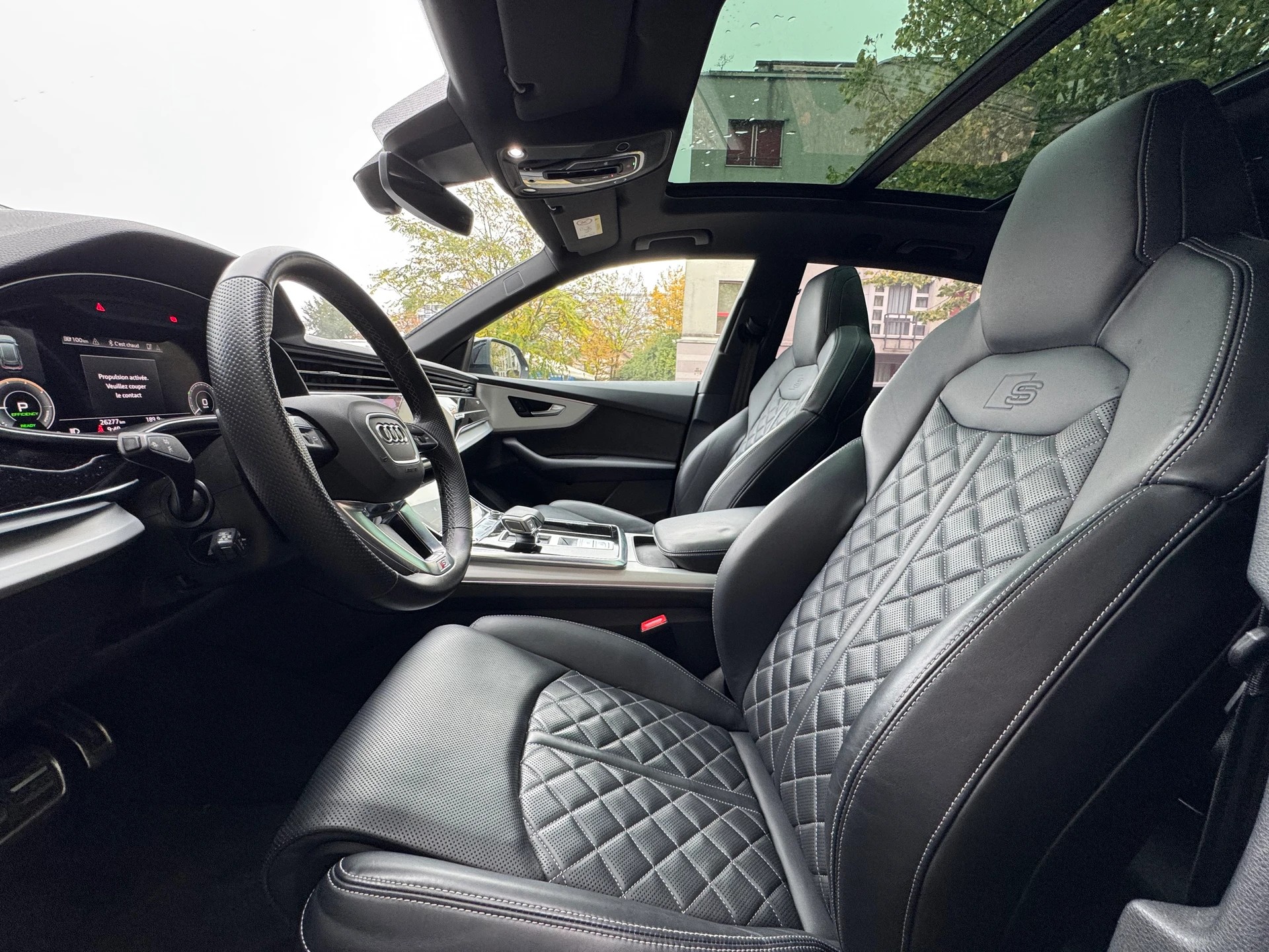 AUDI Q8 60 TFSI e quattro PHEV tiptronic-image-8