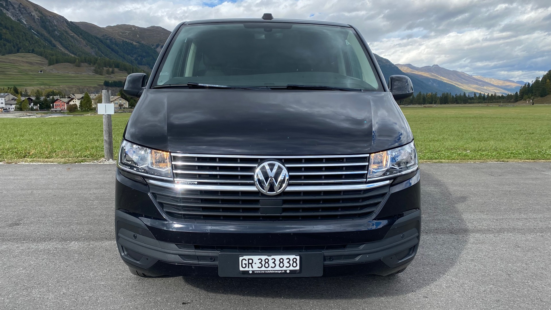VW T6.1 Caravelle 2.0 Bi-TDI Comfortline 4Motion DSG LWB-image-0